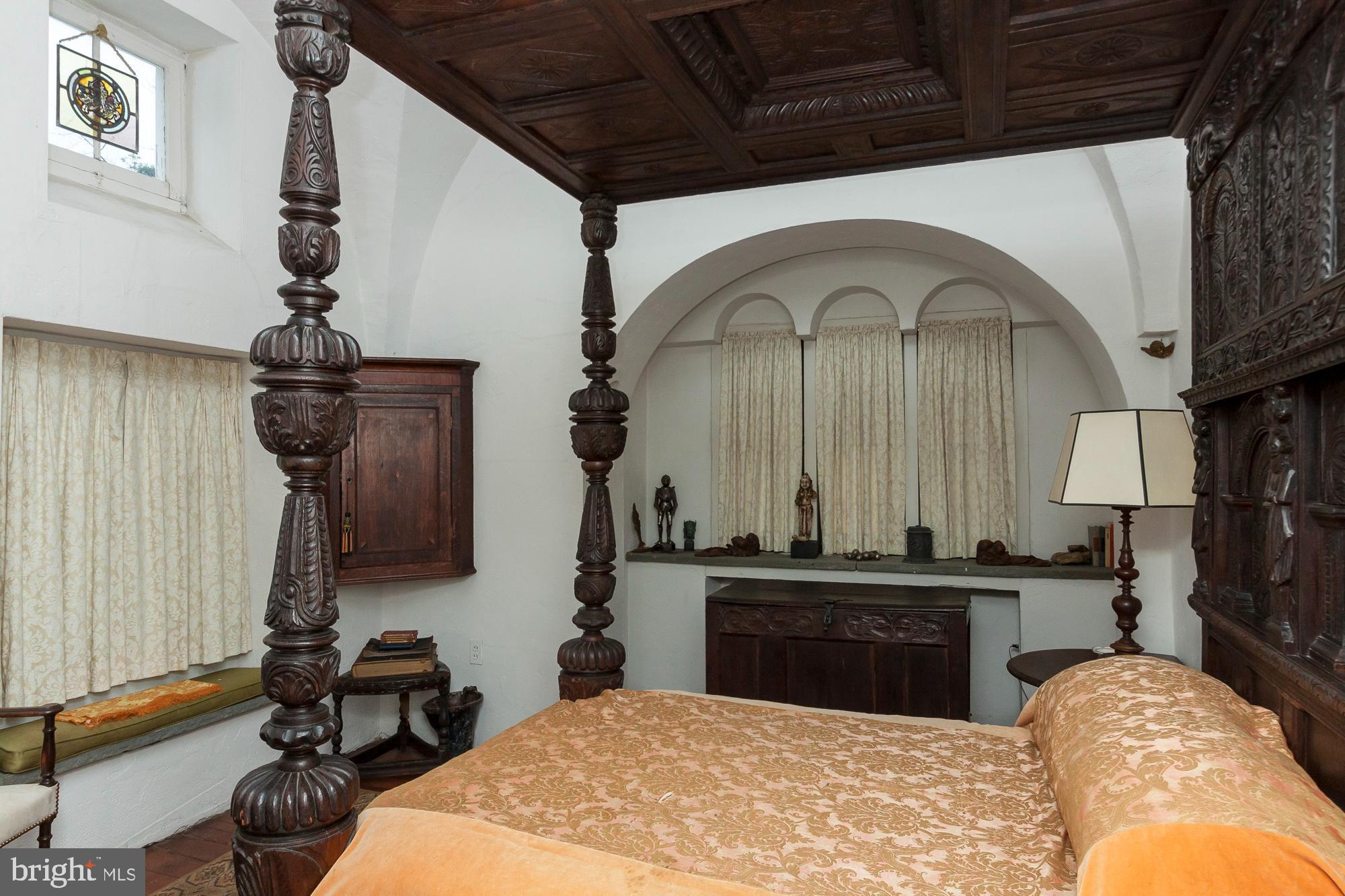 CHESTNUT HILL - Commercial Sale