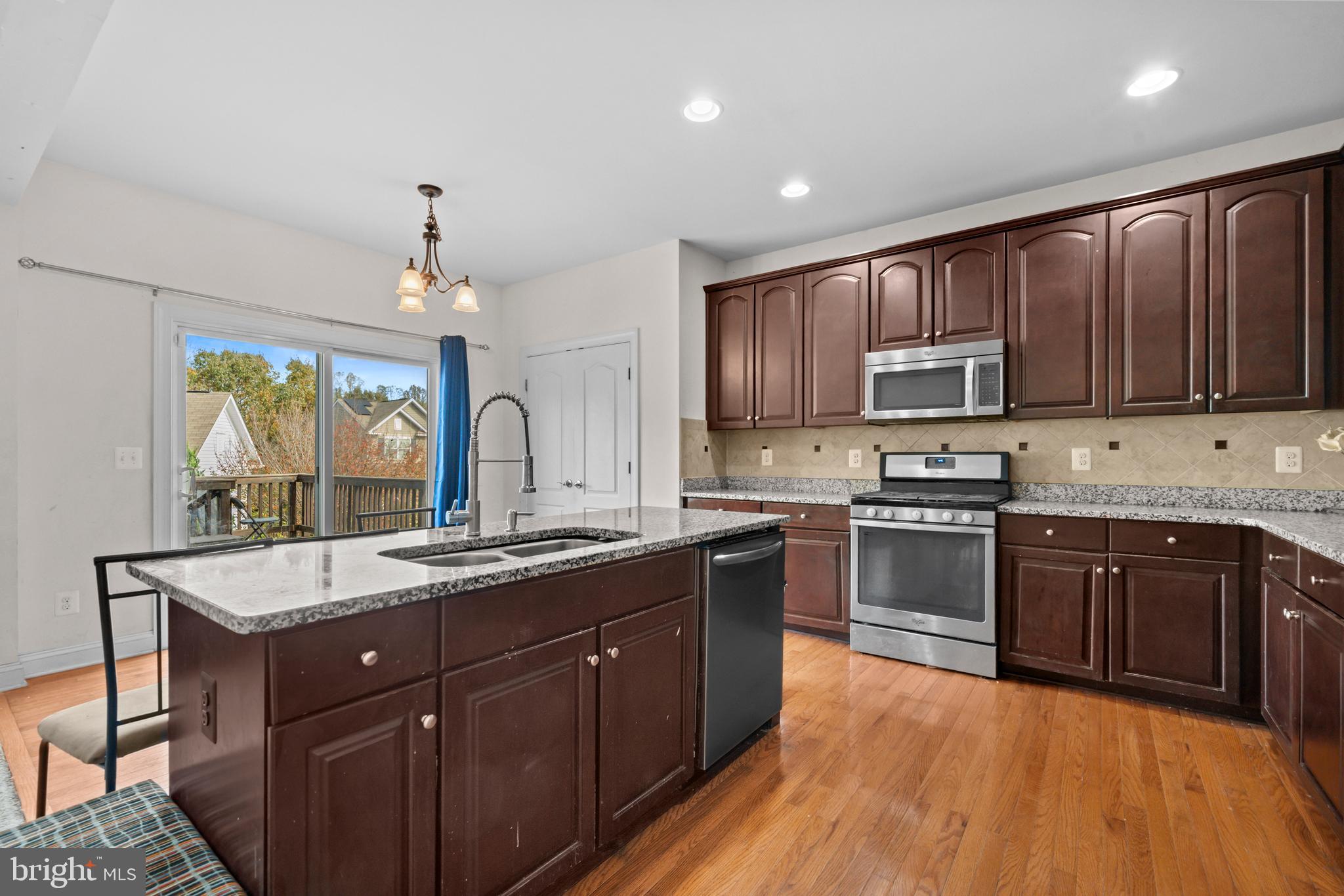 SOMERSET - Residential