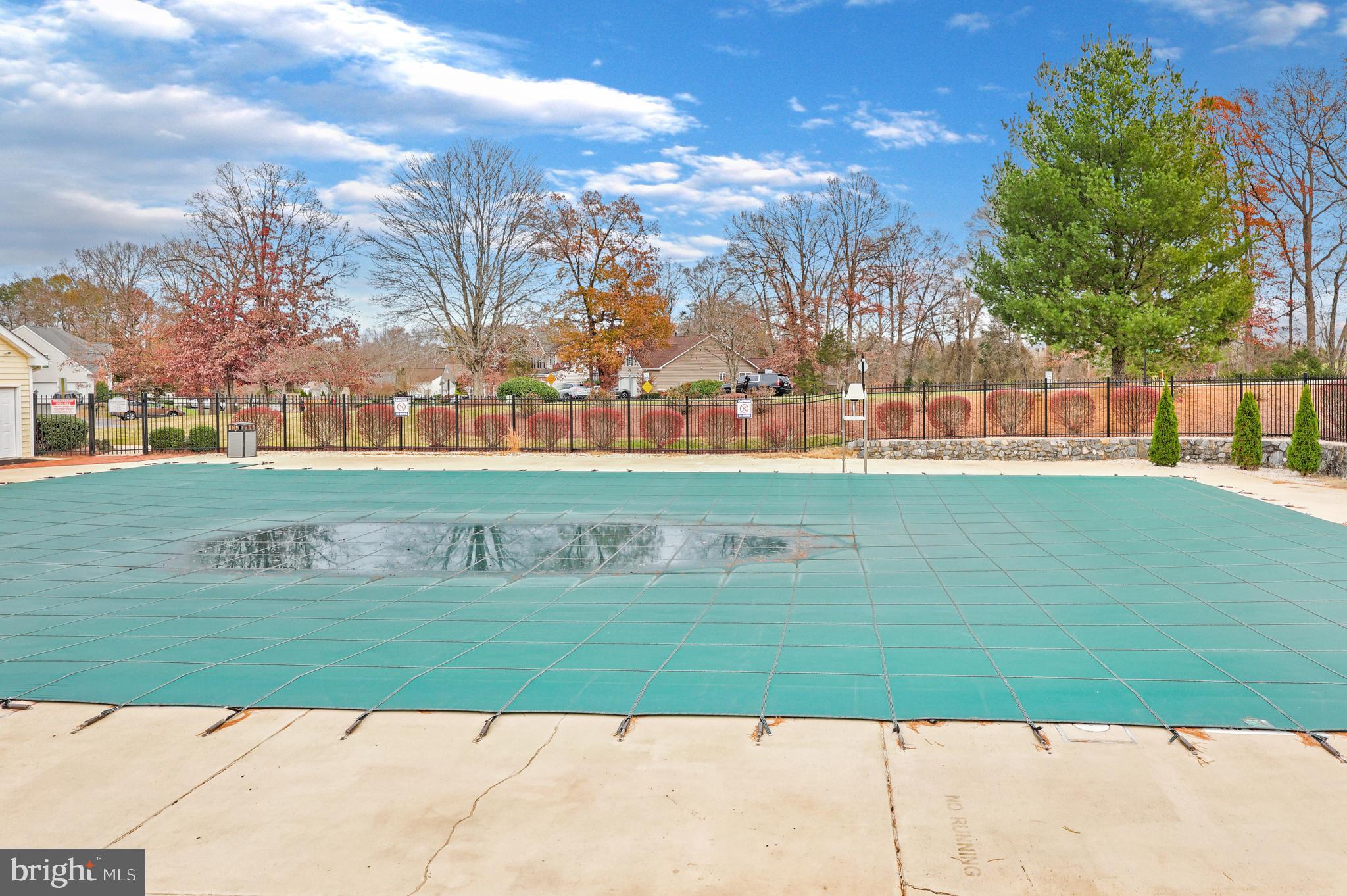 SOMERSET - Residential