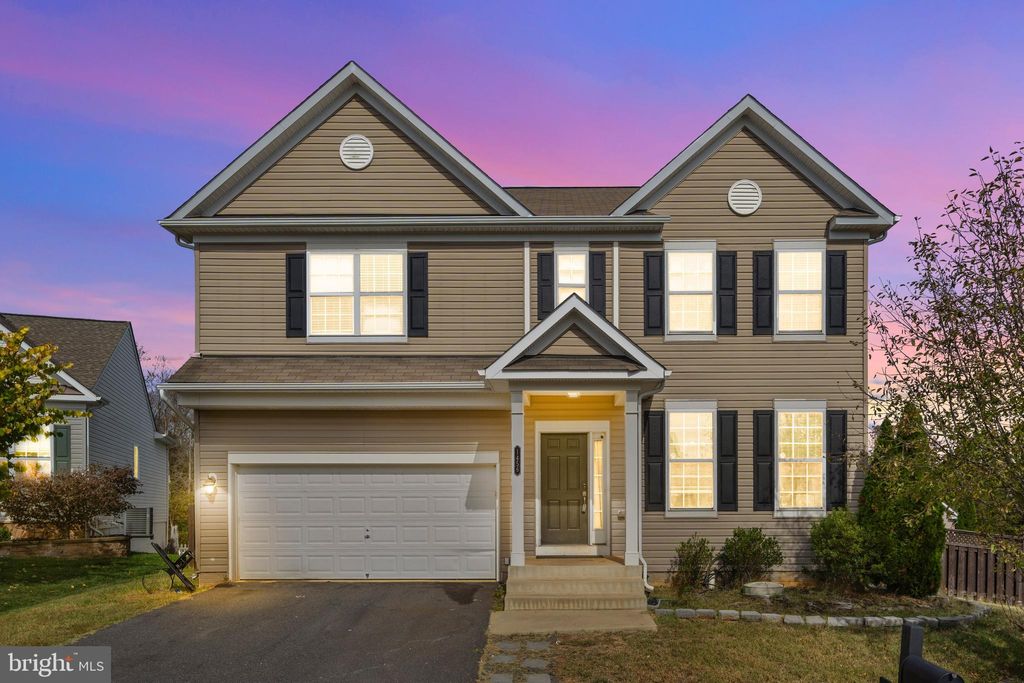 Photo of 1456 Casual Water Way, LOCUST GROVE, VA 22508 (MLS # VAOR2012688)