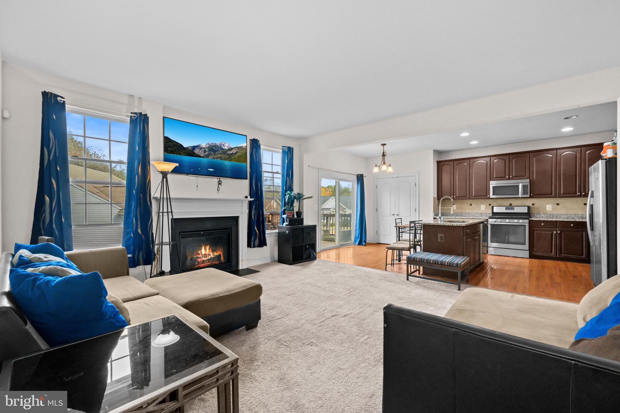 SOMERSET - Residential