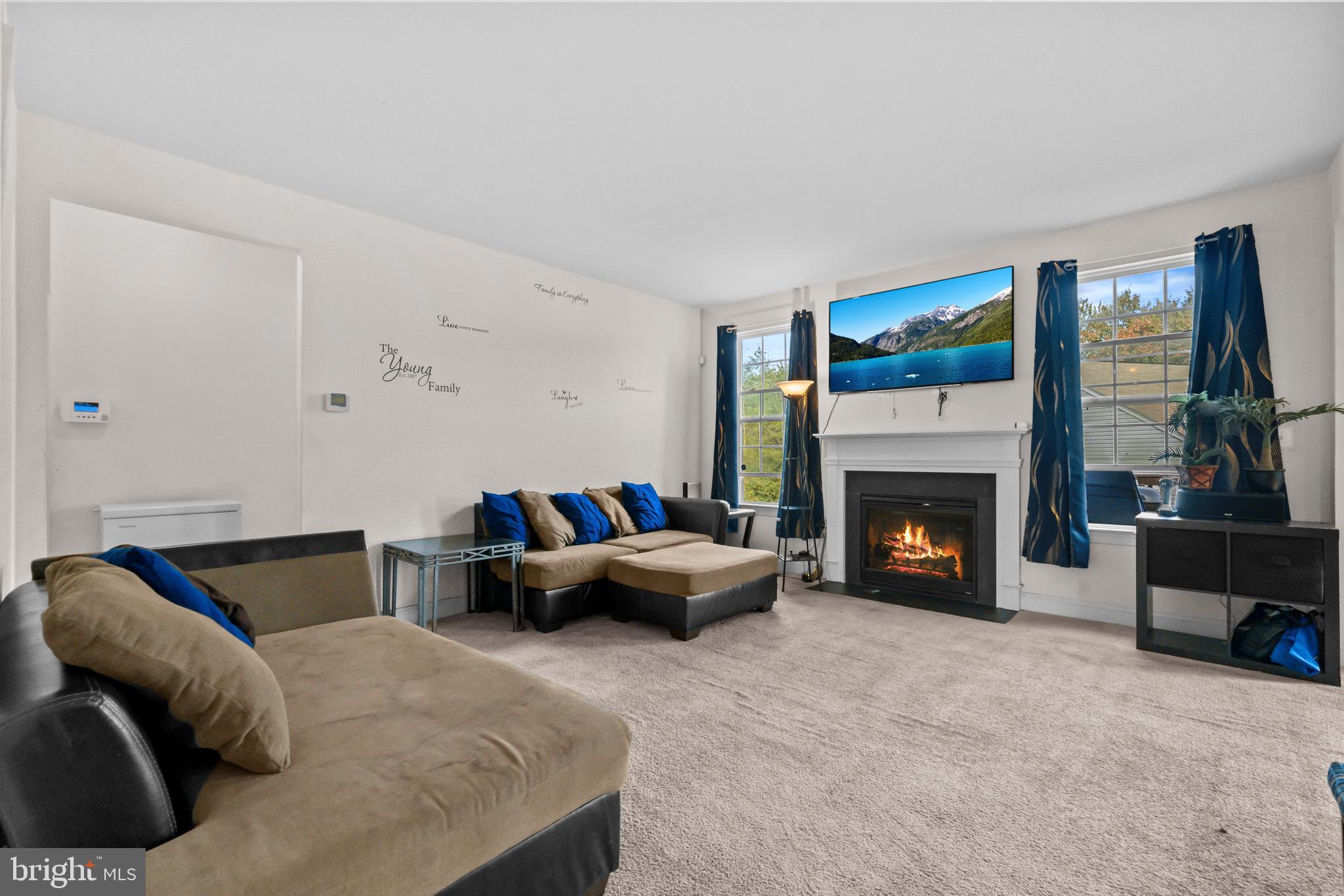 SOMERSET - Residential