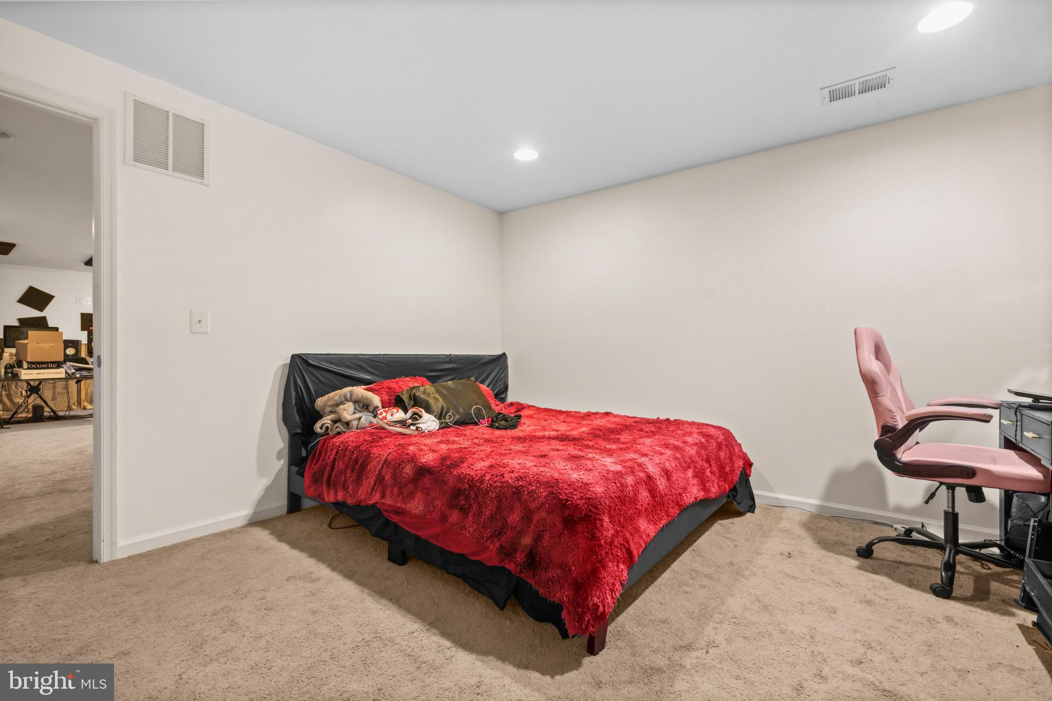 SOMERSET - Residential