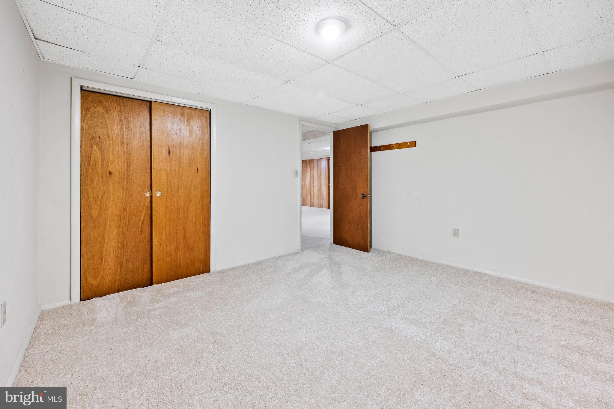 STRATFORD - Residential