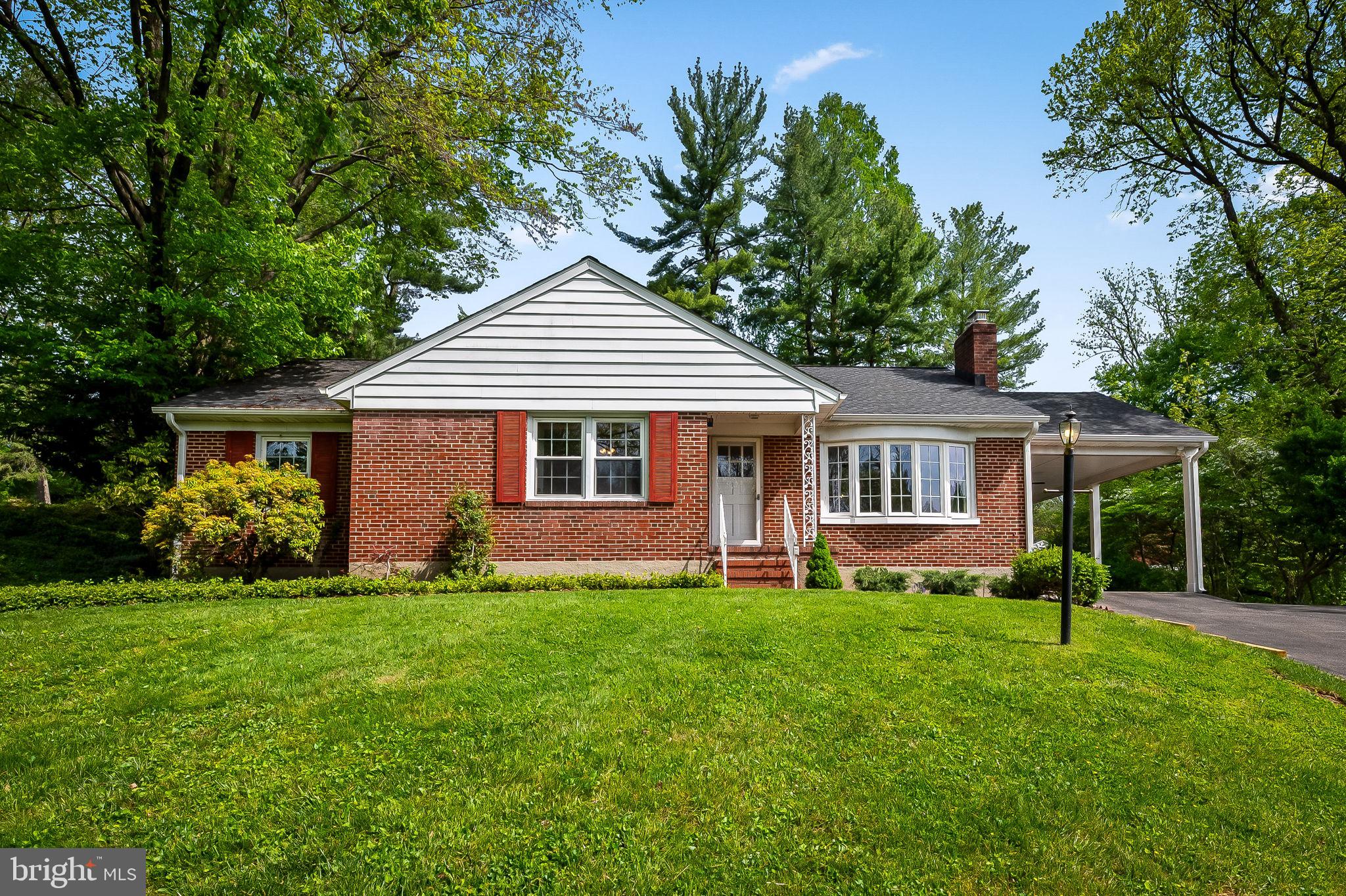 STRATFORD - Residential