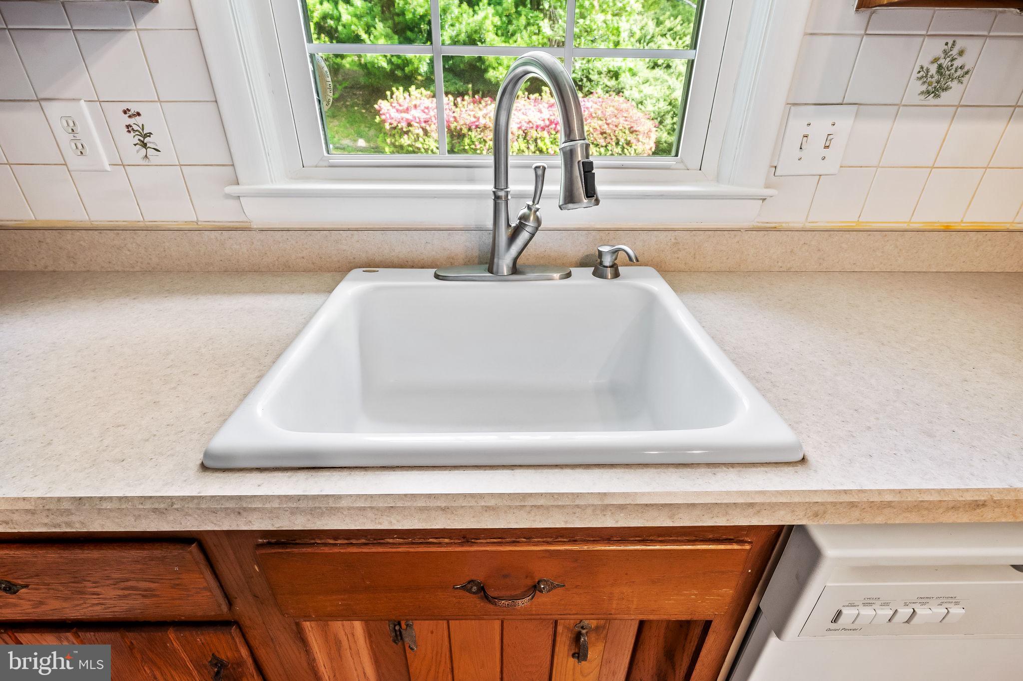 STRATFORD - Residential