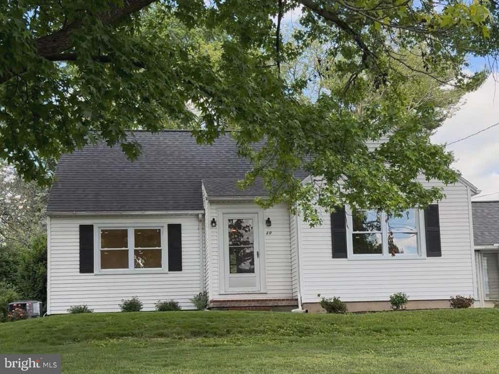 Photo of 49 Wabank Road, LANCASTER, PA 17603 (MLS # PALA2089322)