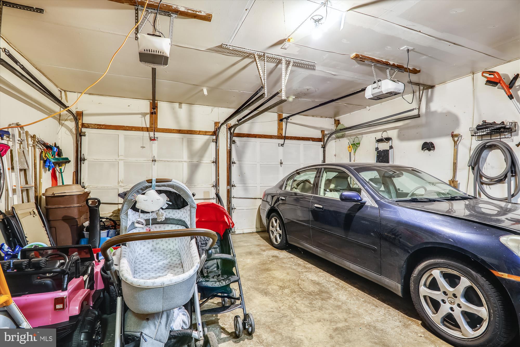 POPKINS FARM ESTATES - Residential Lease