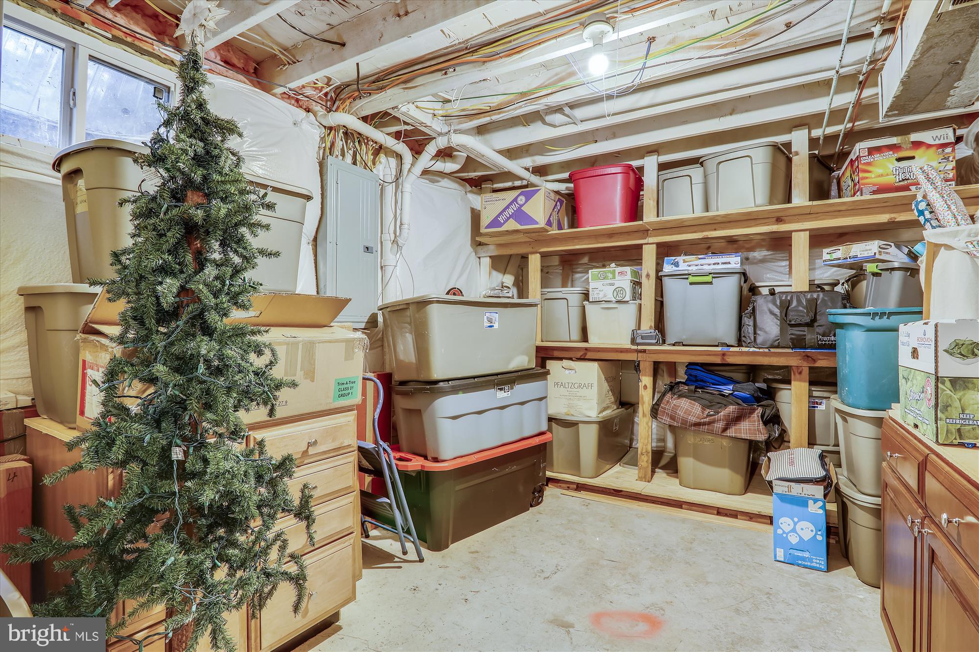 POPKINS FARM ESTATES - Residential Lease