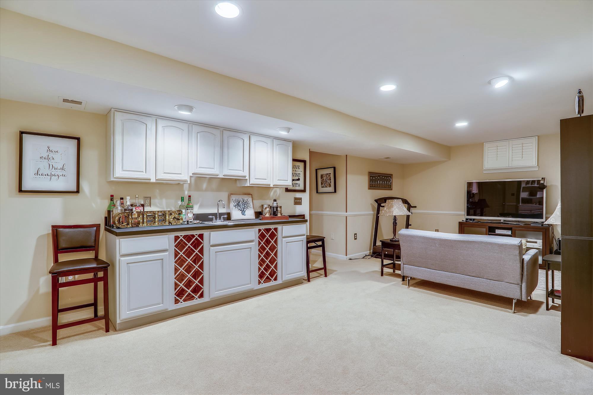 POPKINS FARM ESTATES - Residential Lease