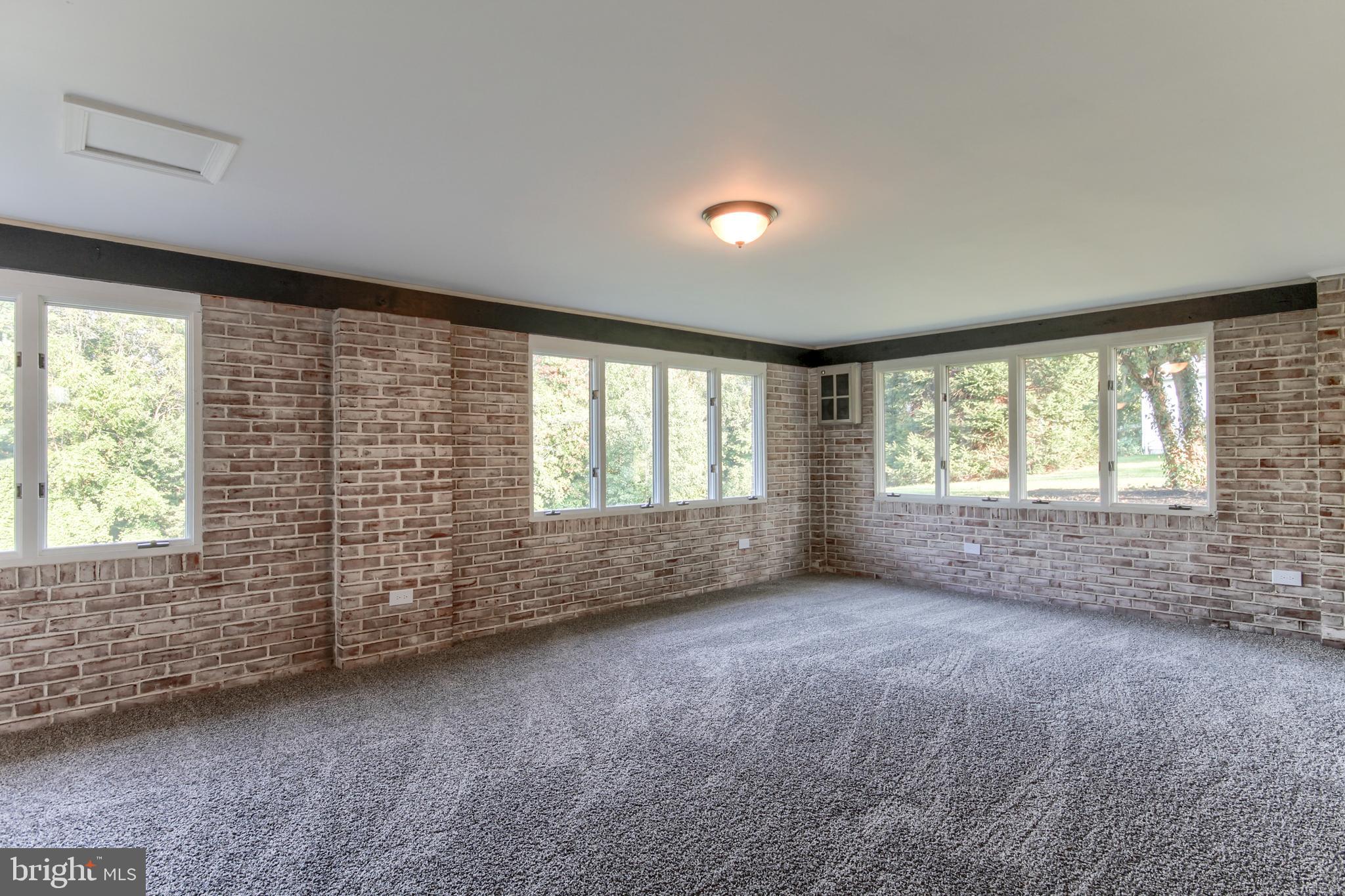 FAIRVIEW TWP - Residential