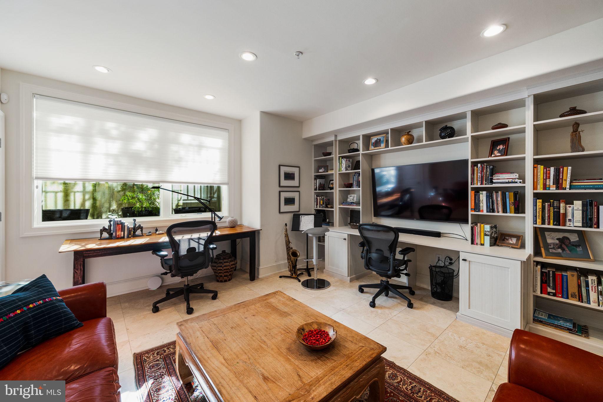 GRADUATE HOSPITAL - Residential