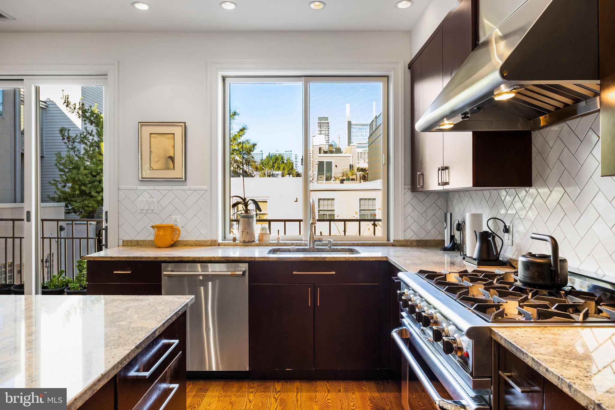 GRADUATE HOSPITAL - Residential