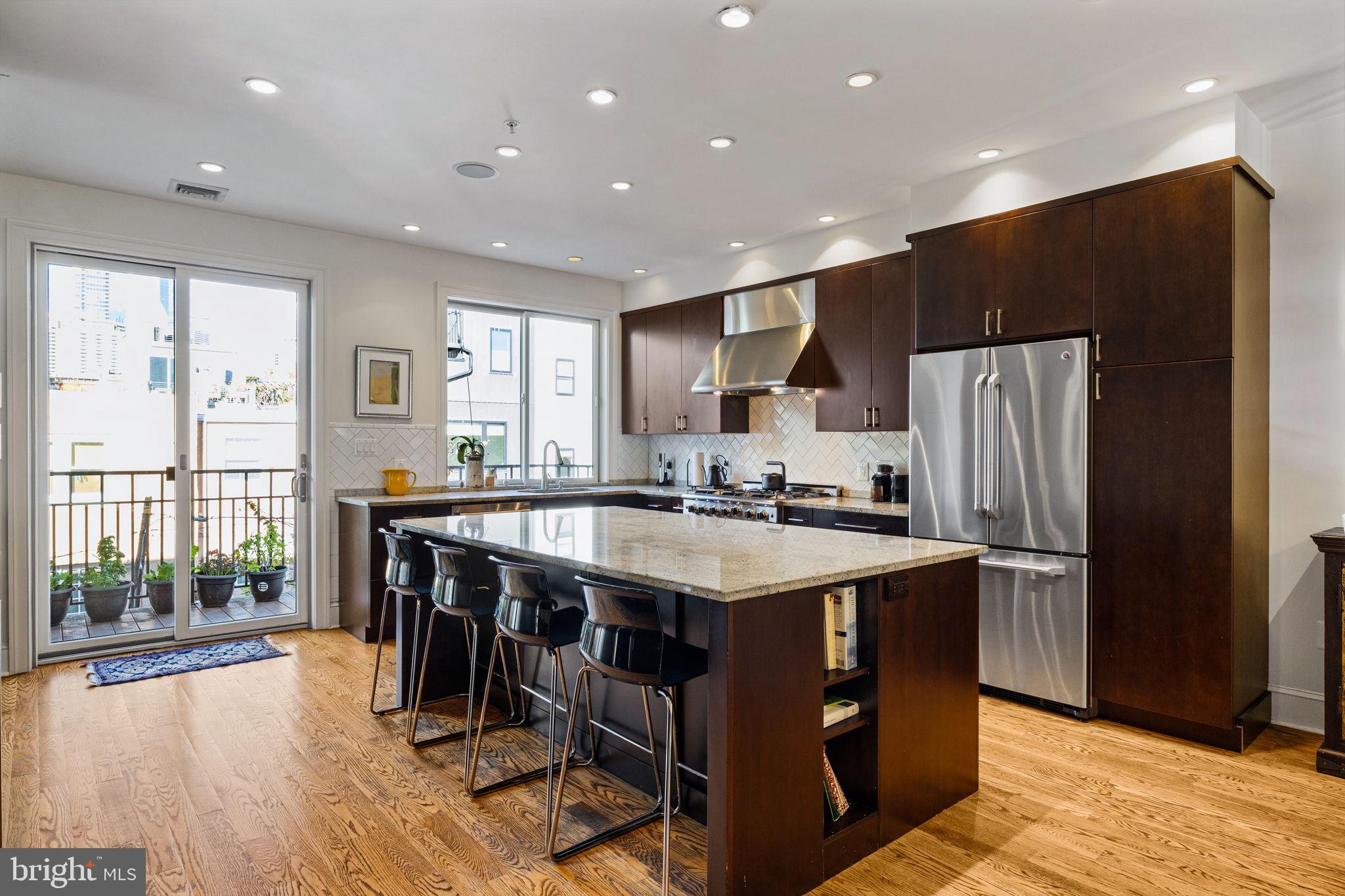 GRADUATE HOSPITAL - Residential