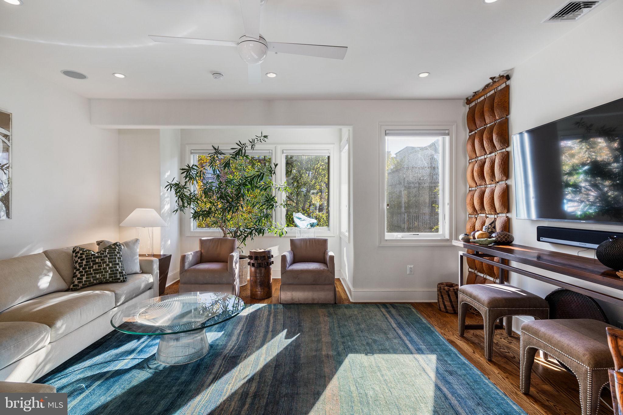 GRADUATE HOSPITAL - Residential