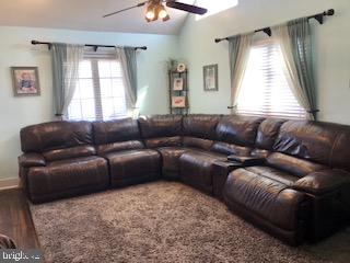 RED CEDAR HILL - Residential Lease