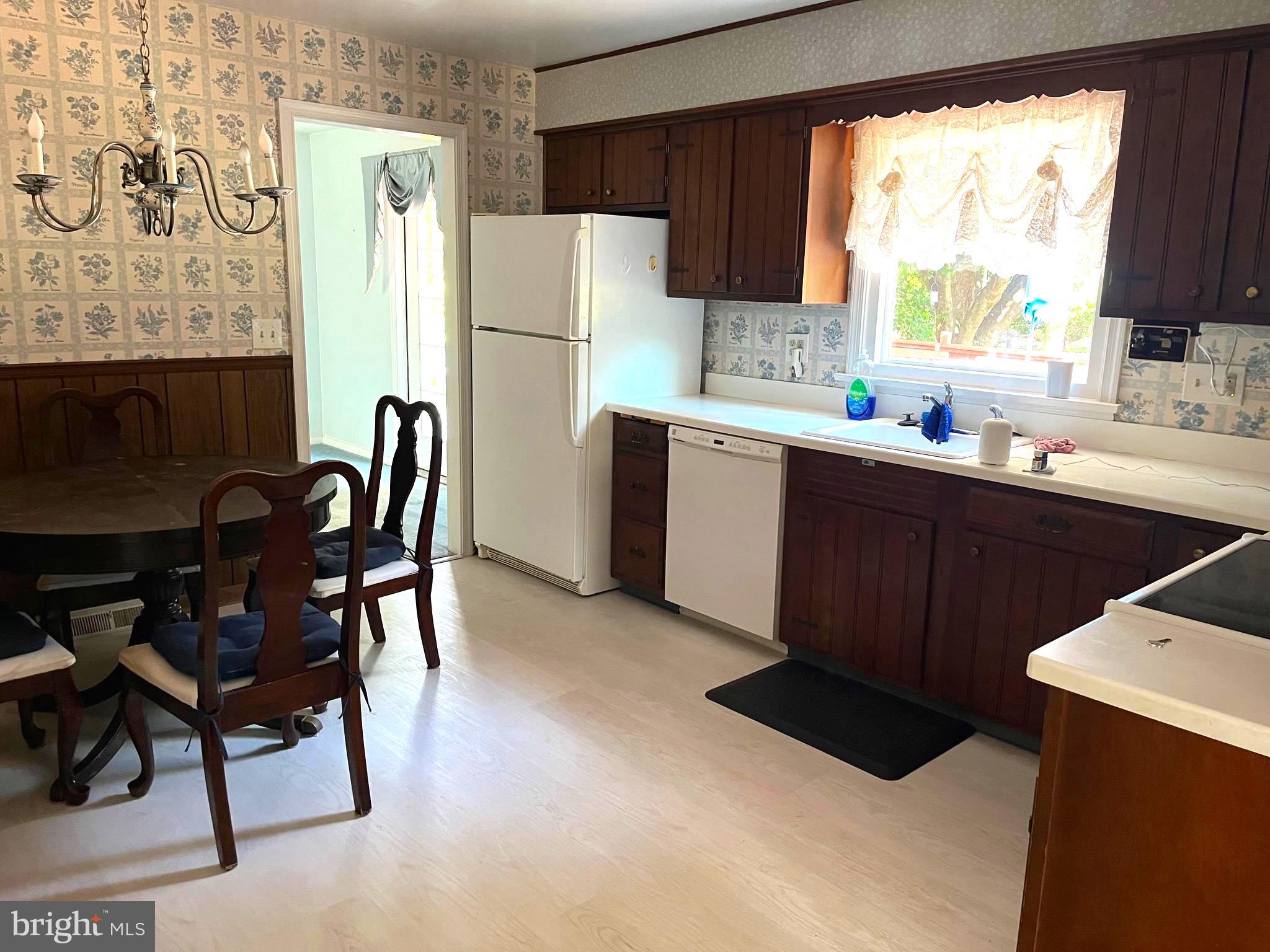 VALE HILLS - Residential