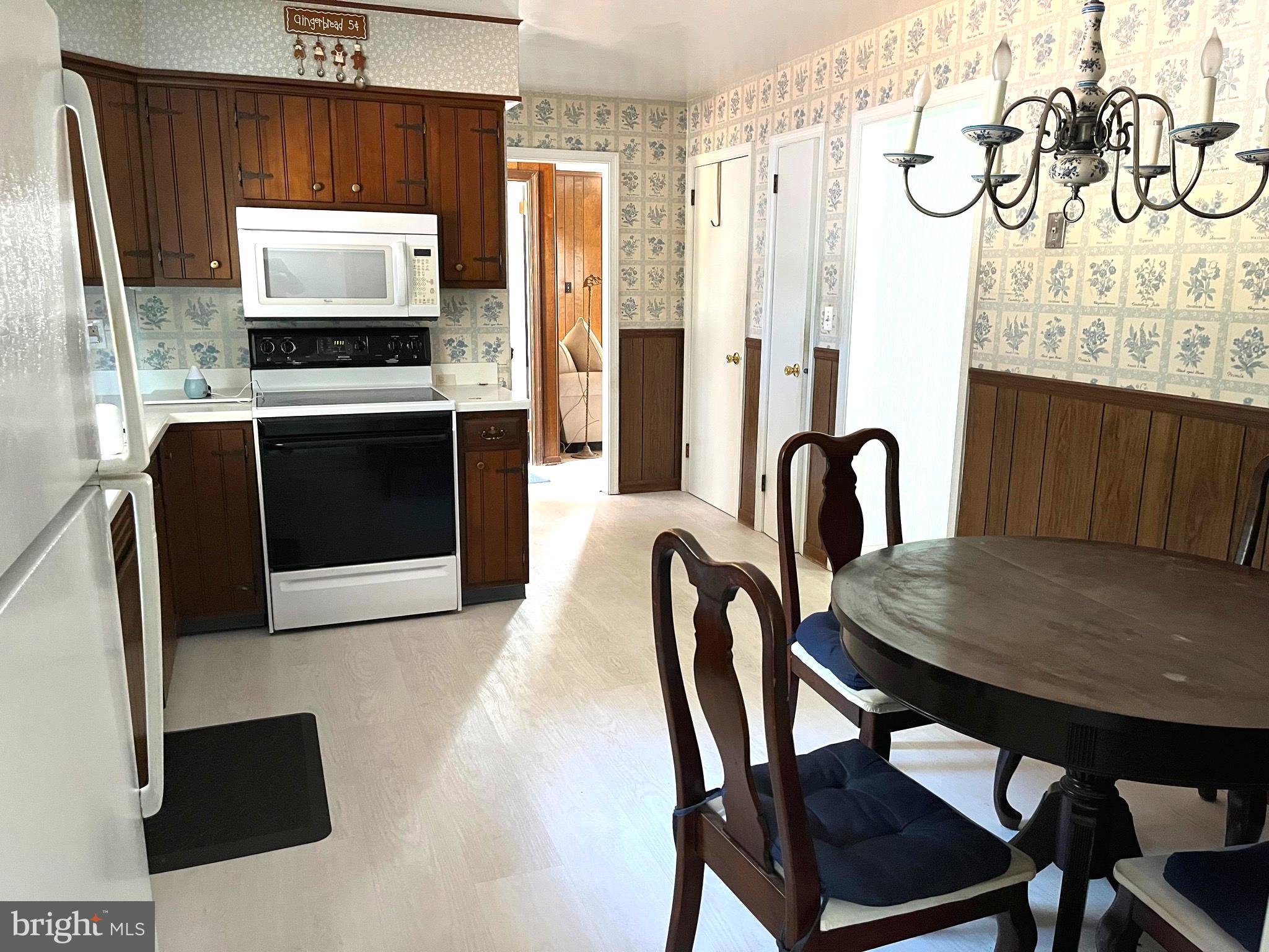 VALE HILLS - Residential