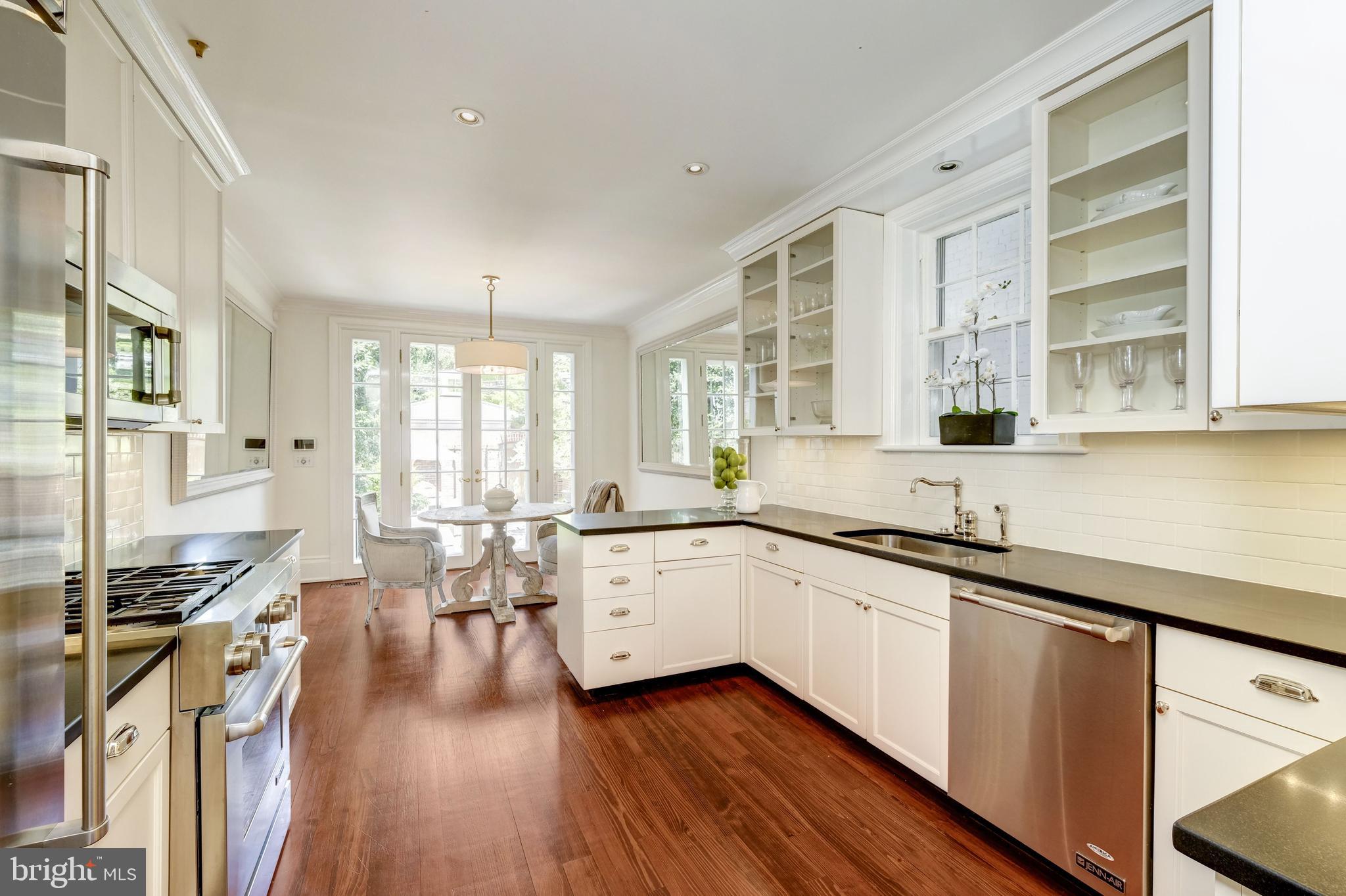GEORGETOWN - Residential