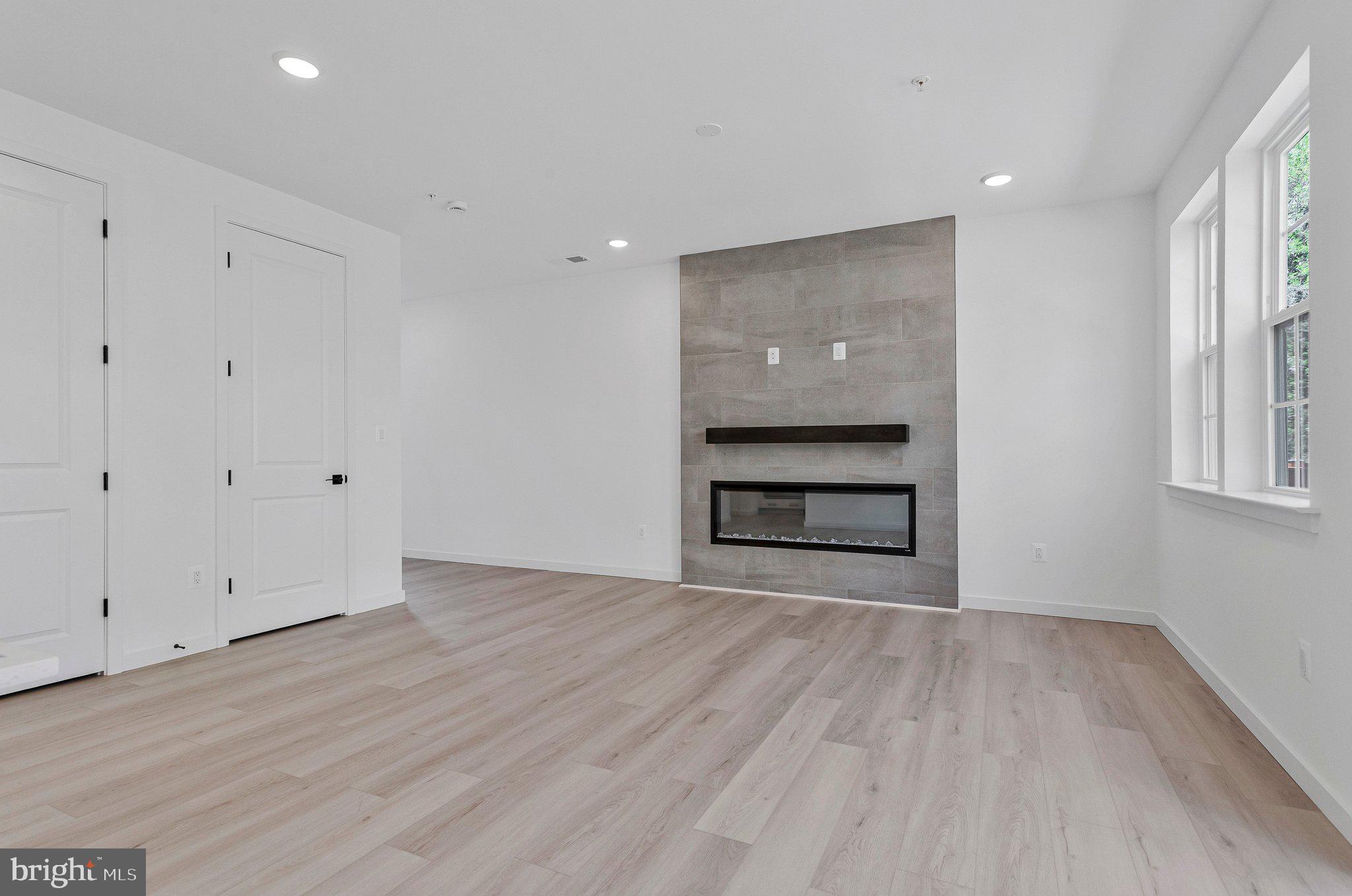 ENCLAVE AT ARUNDEL HILLS - Residential