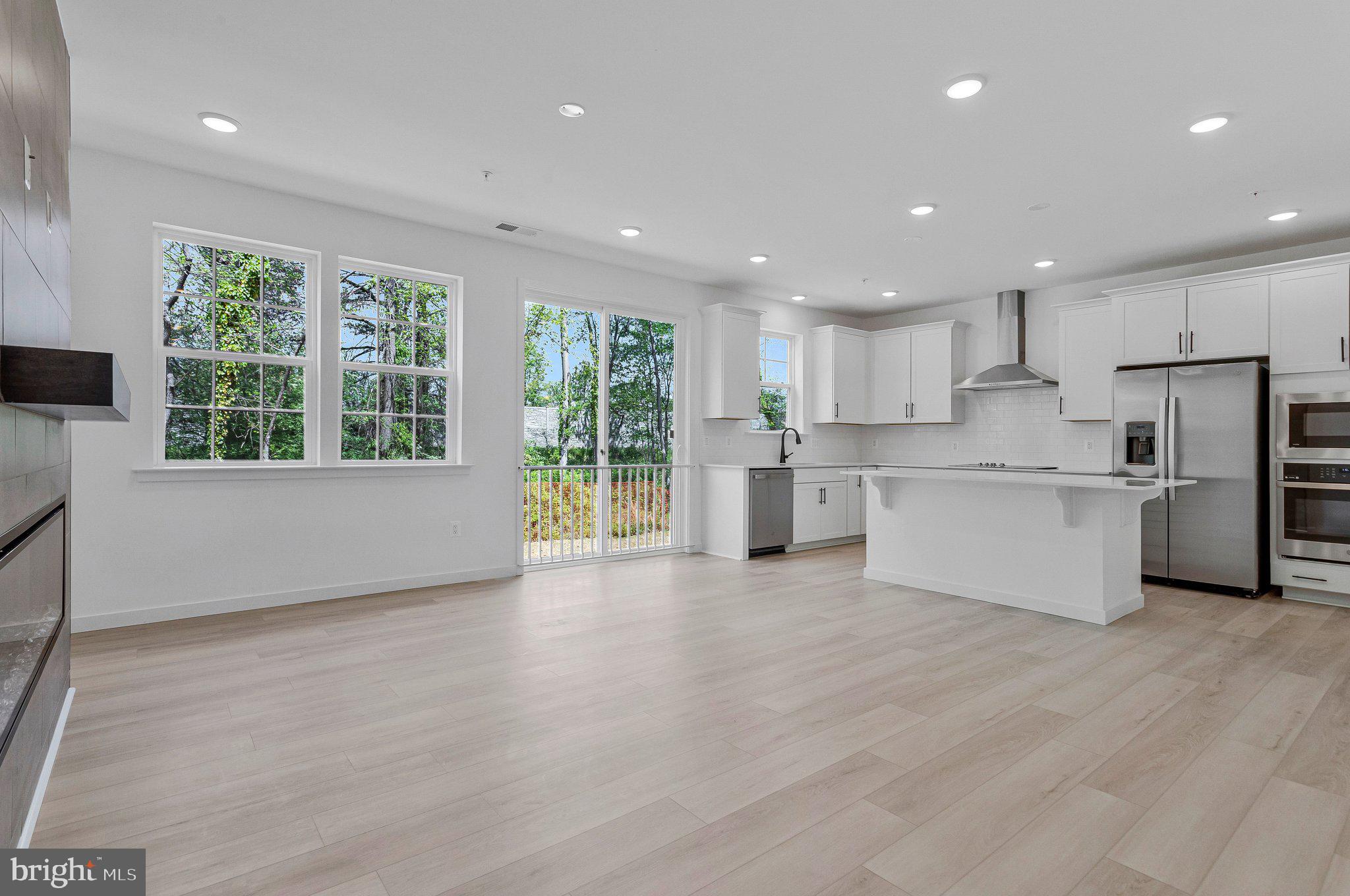 ENCLAVE AT ARUNDEL HILLS - Residential
