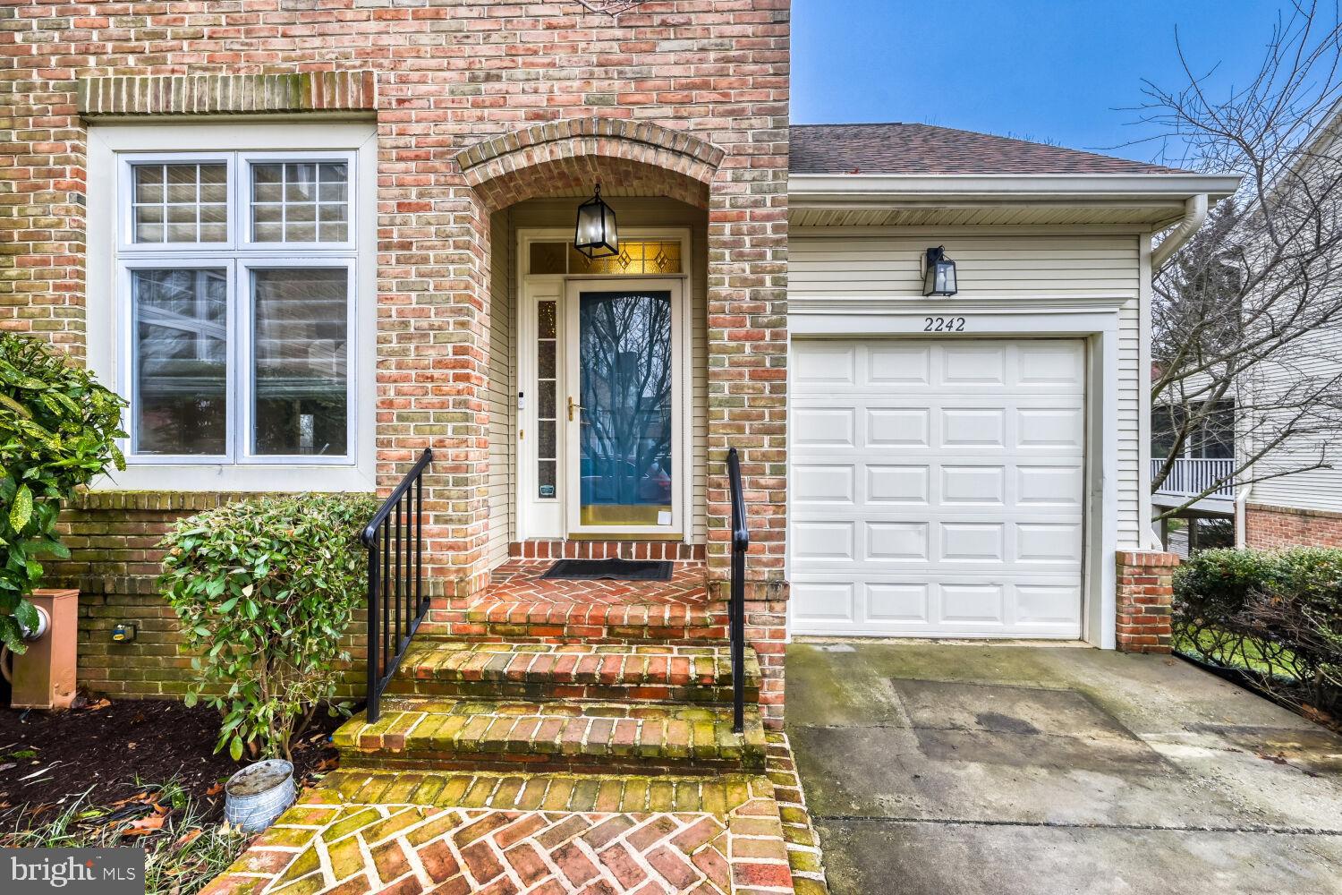 WAVERLY WOODS - Residential