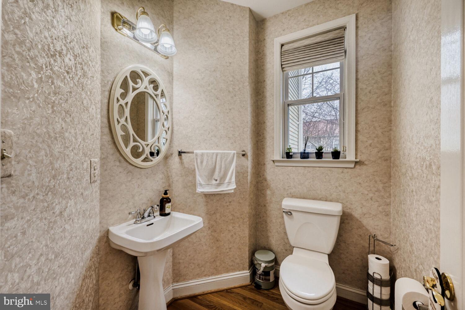 WAVERLY WOODS - Residential