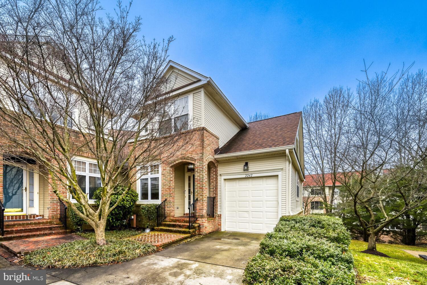 WAVERLY WOODS - Residential