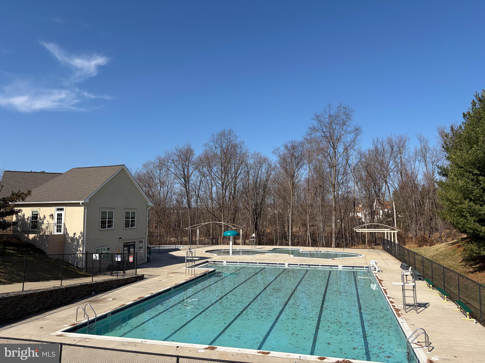 WAVERLY WOODS - Residential