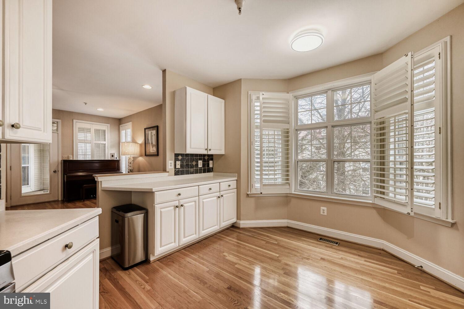 WAVERLY WOODS - Residential