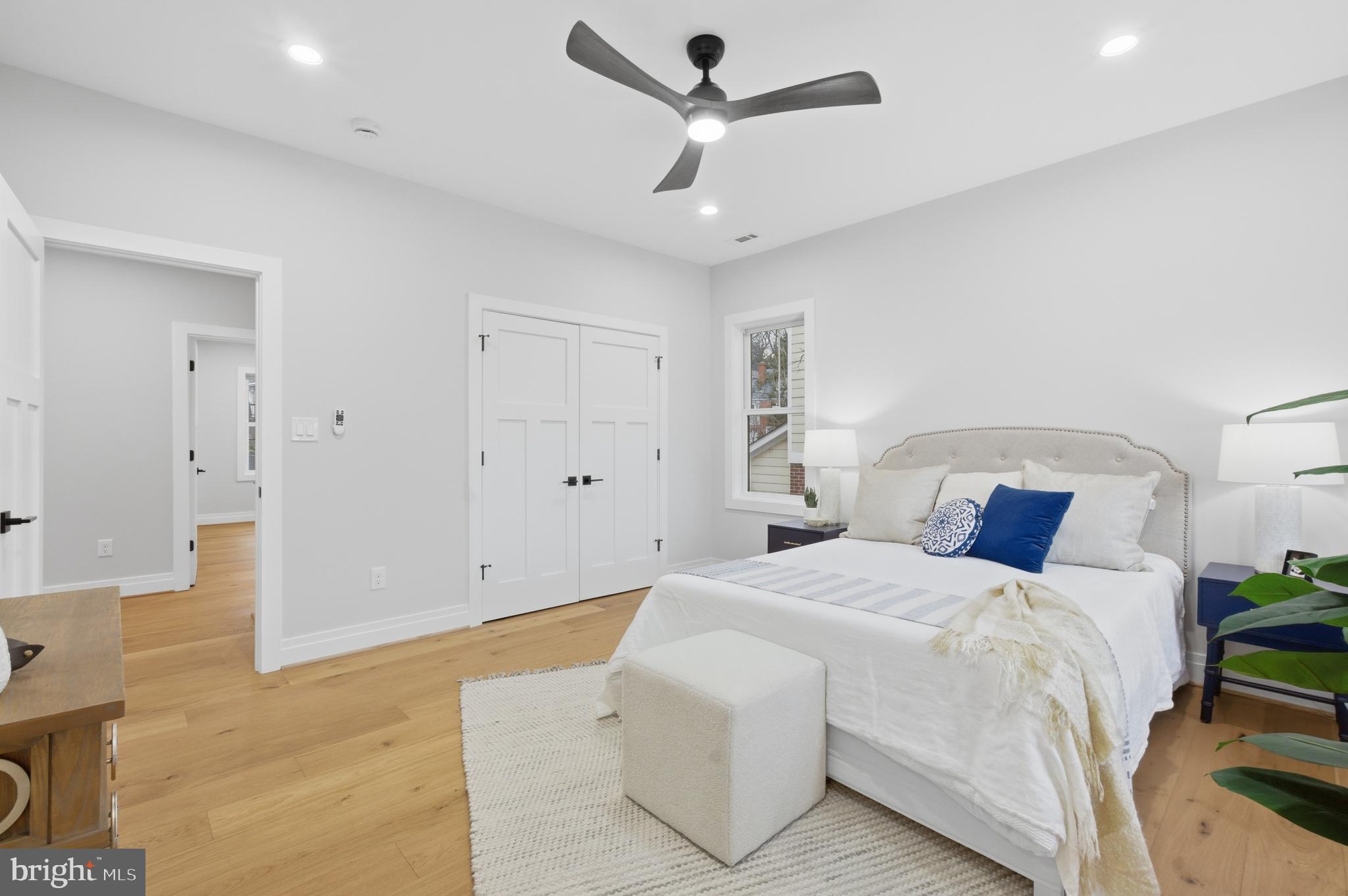 AURORA HILLS - Residential