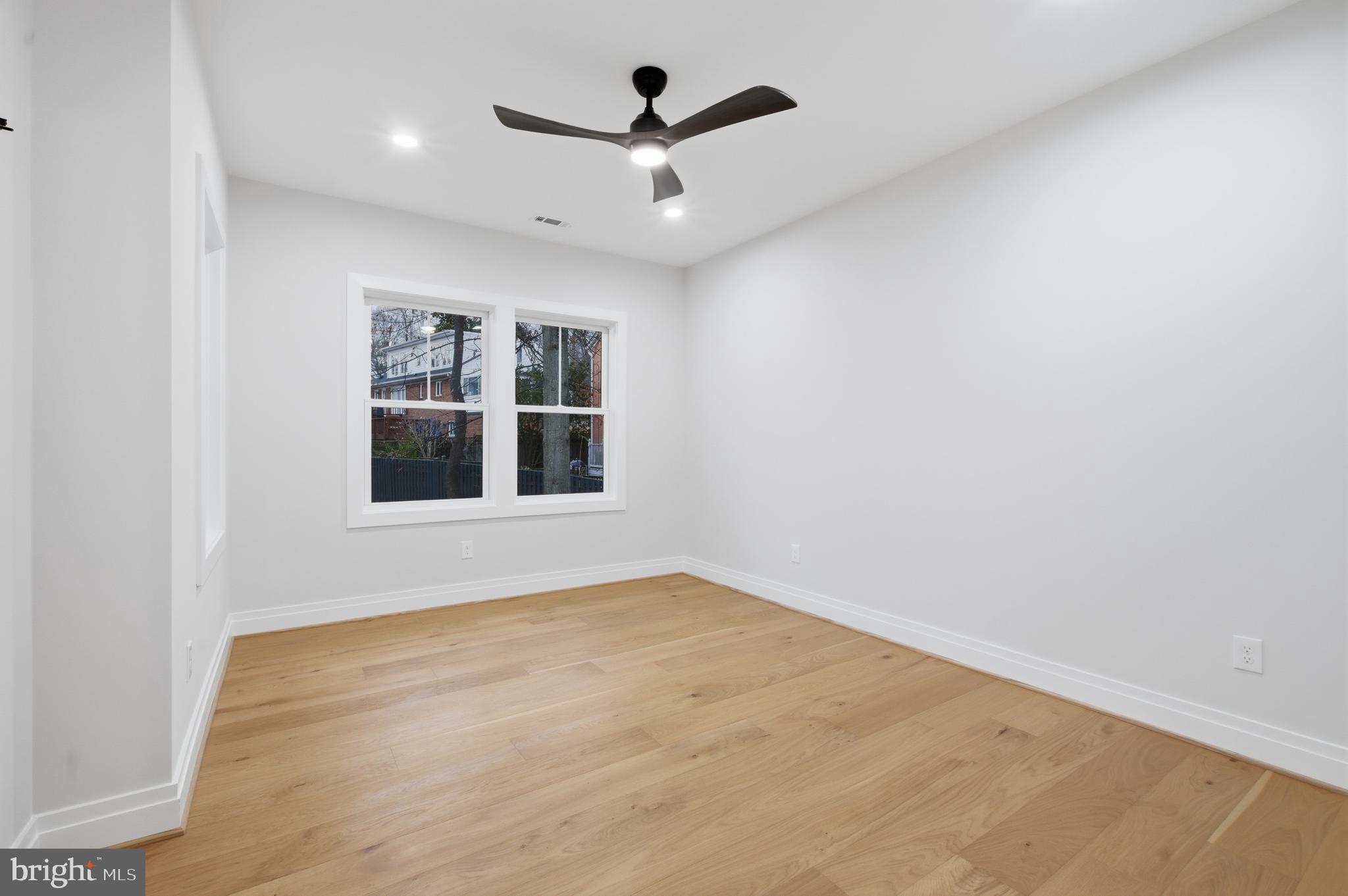 AURORA HILLS - Residential