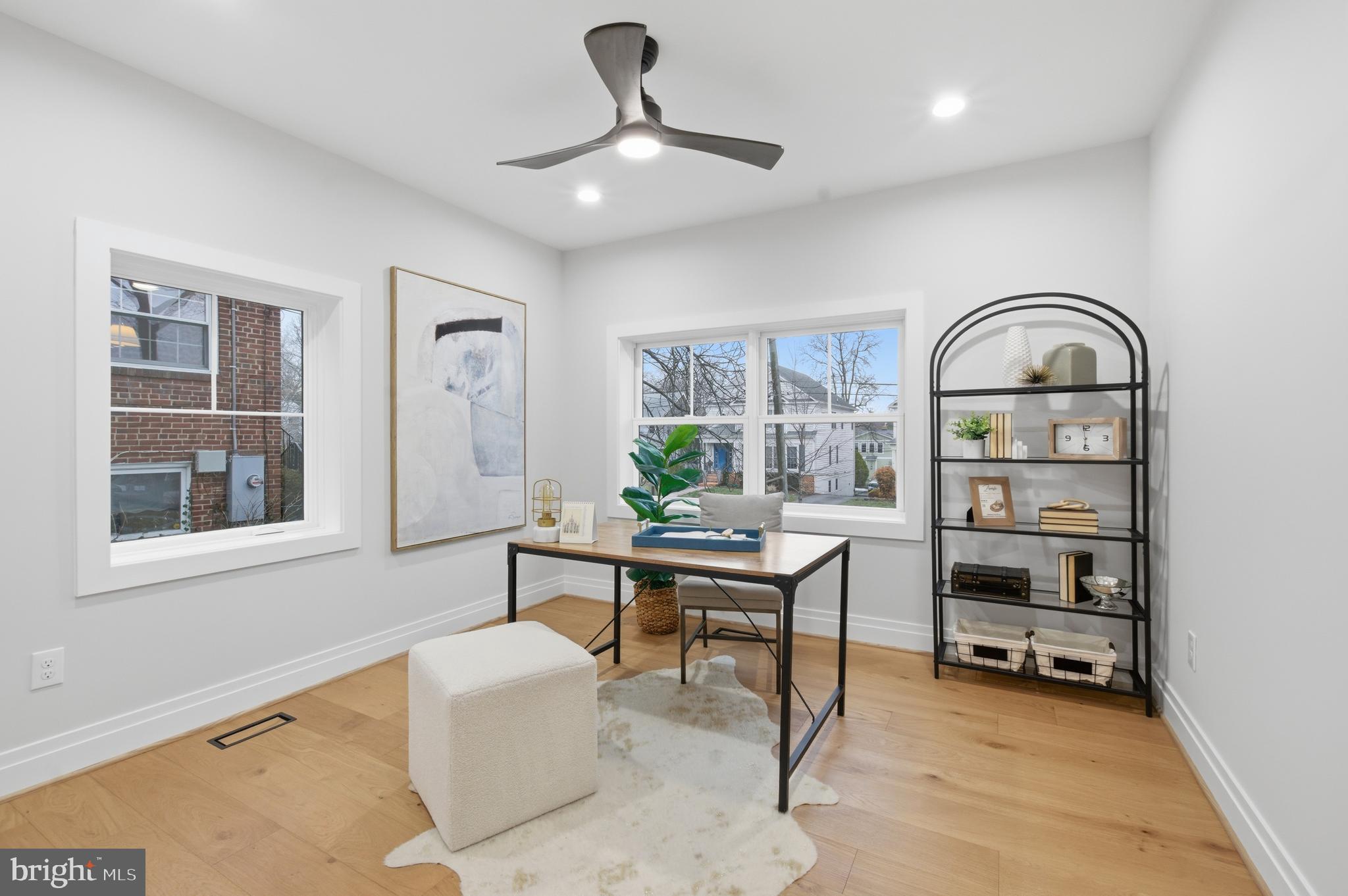 AURORA HILLS - Residential