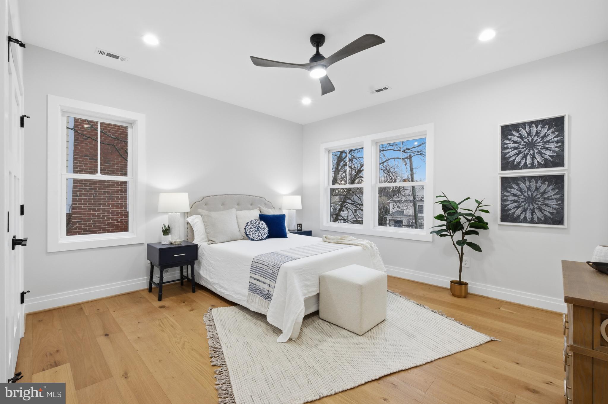 AURORA HILLS - Residential