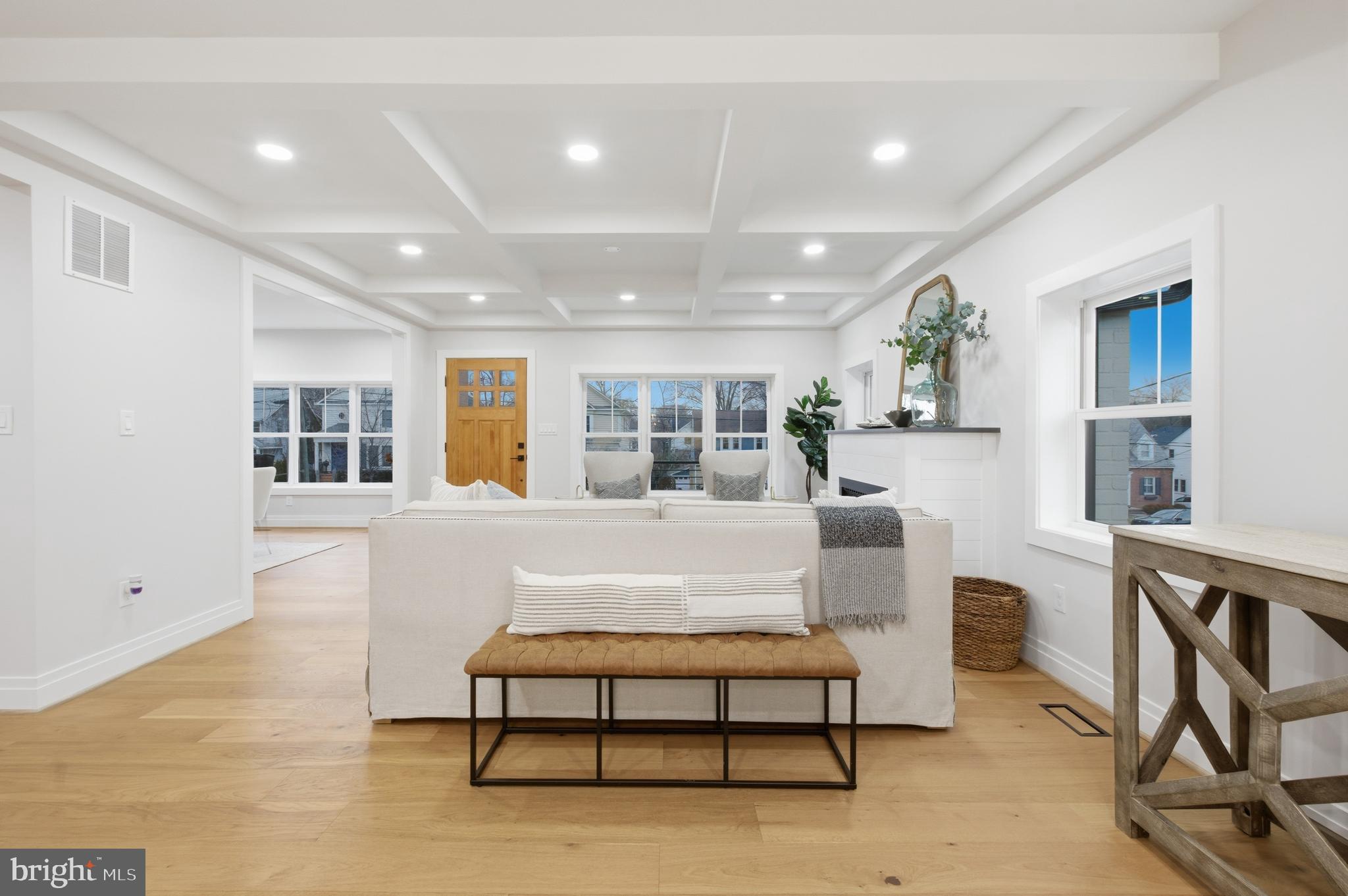 AURORA HILLS - Residential