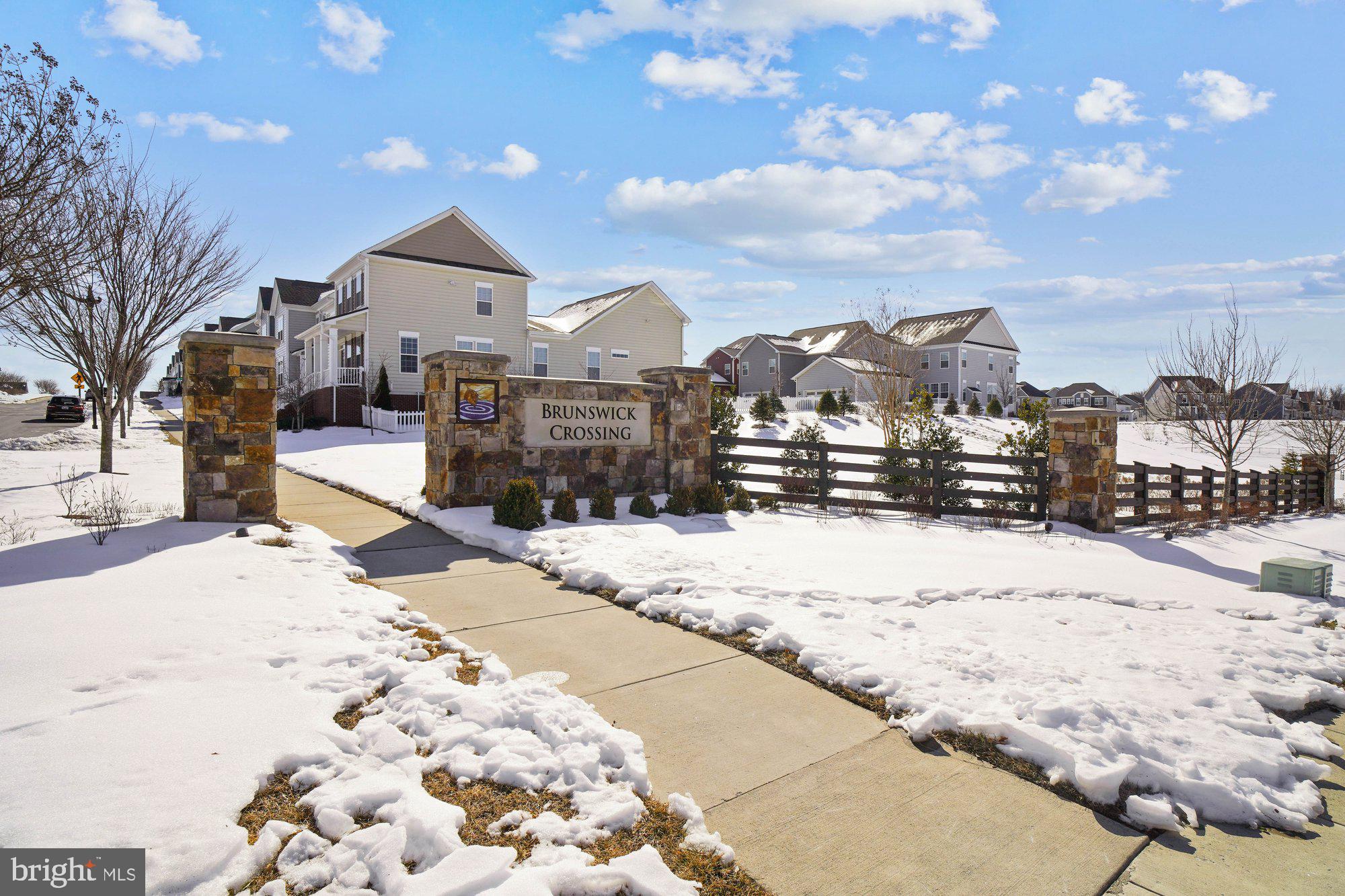 BRUNSWICK CROSSING - Residential