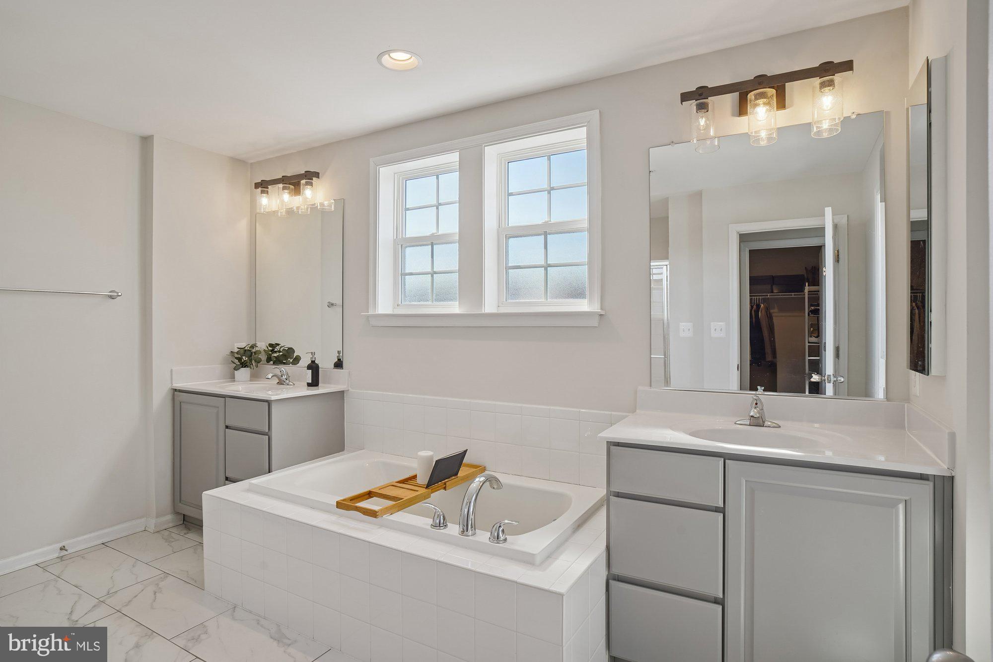 BRUNSWICK CROSSING - Residential