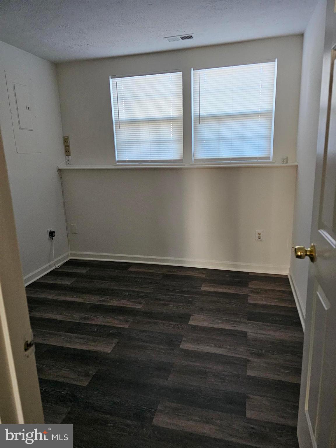 RUSSETT - Residential Lease