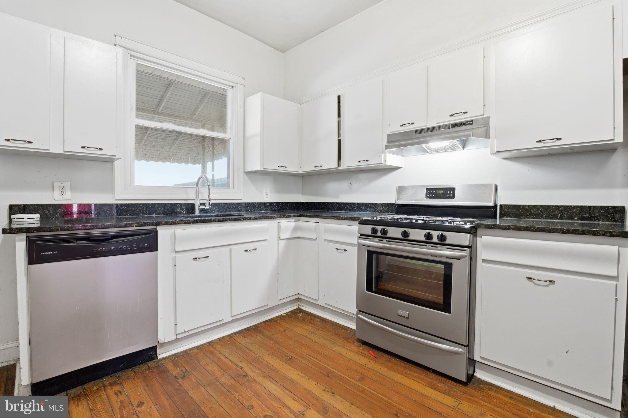 GREEKTOWN - Residential