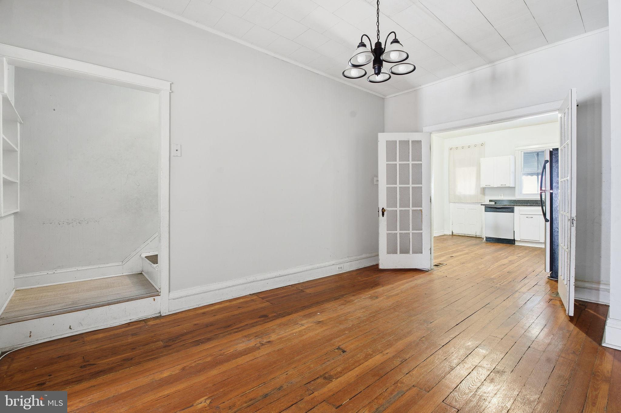 GREEKTOWN - Residential