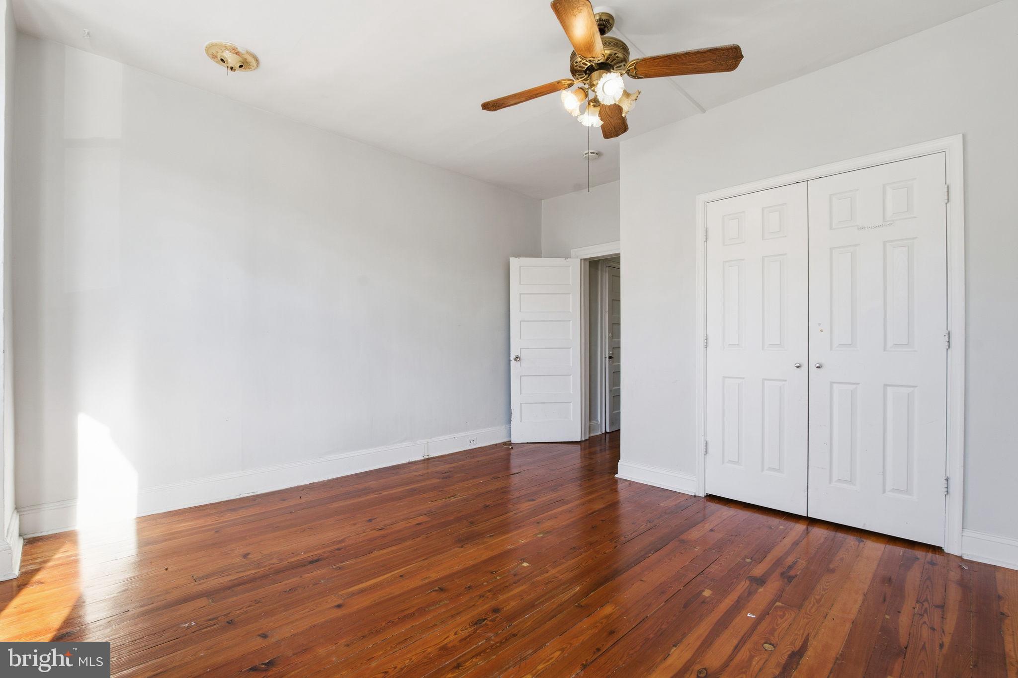 GREEKTOWN - Residential