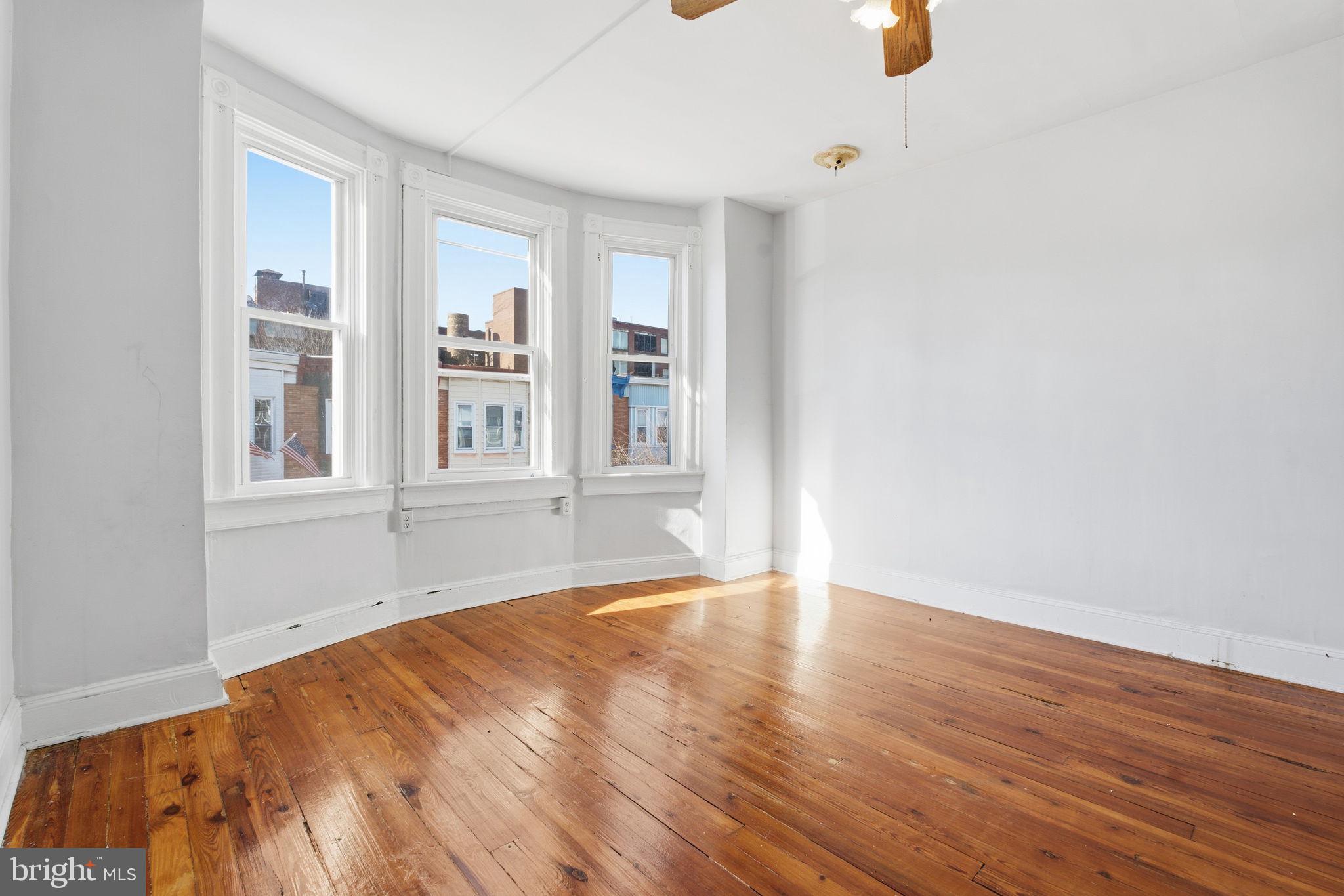 GREEKTOWN - Residential