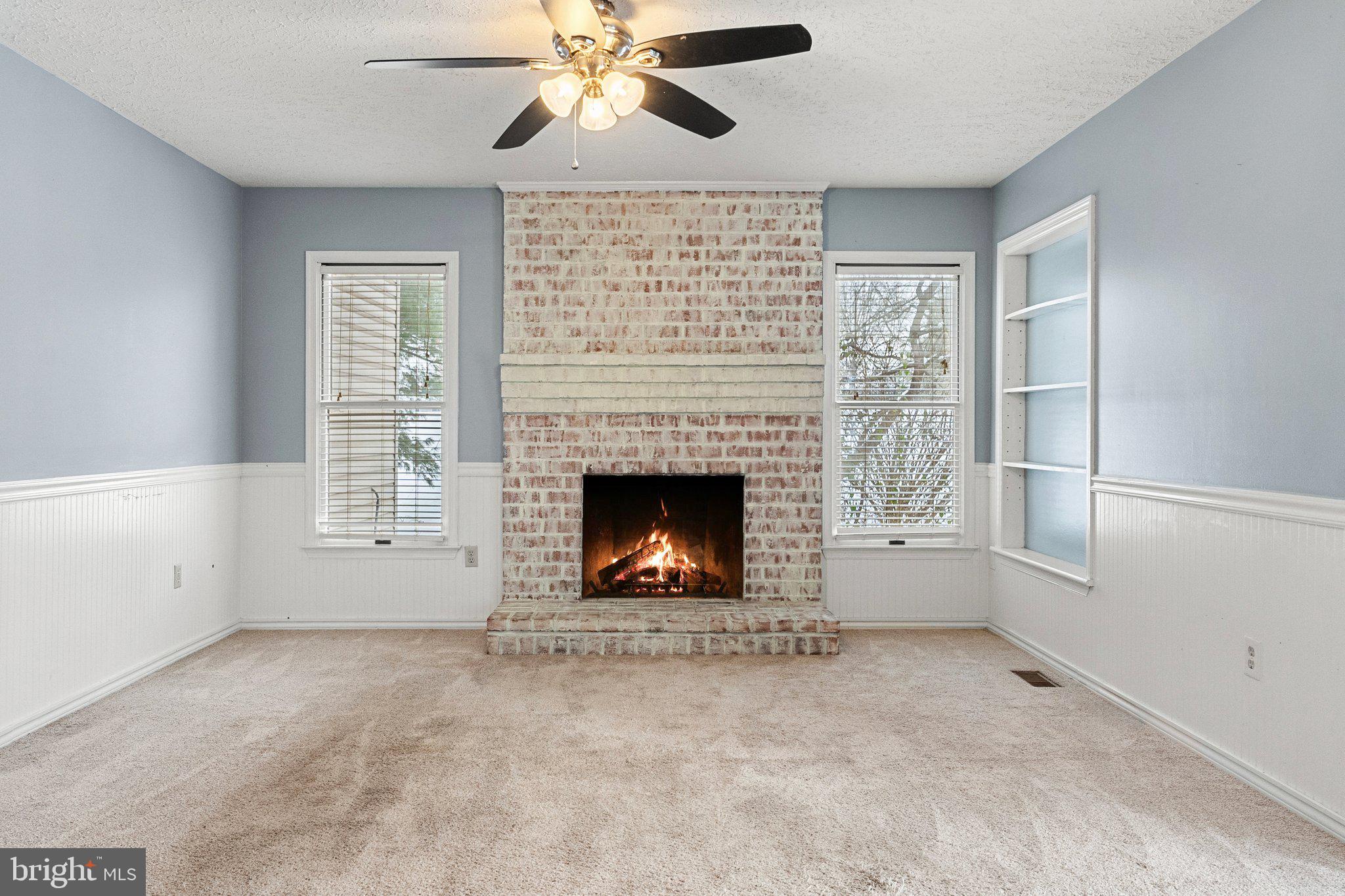 LAKE HOLIDAY ESTATES - Residential