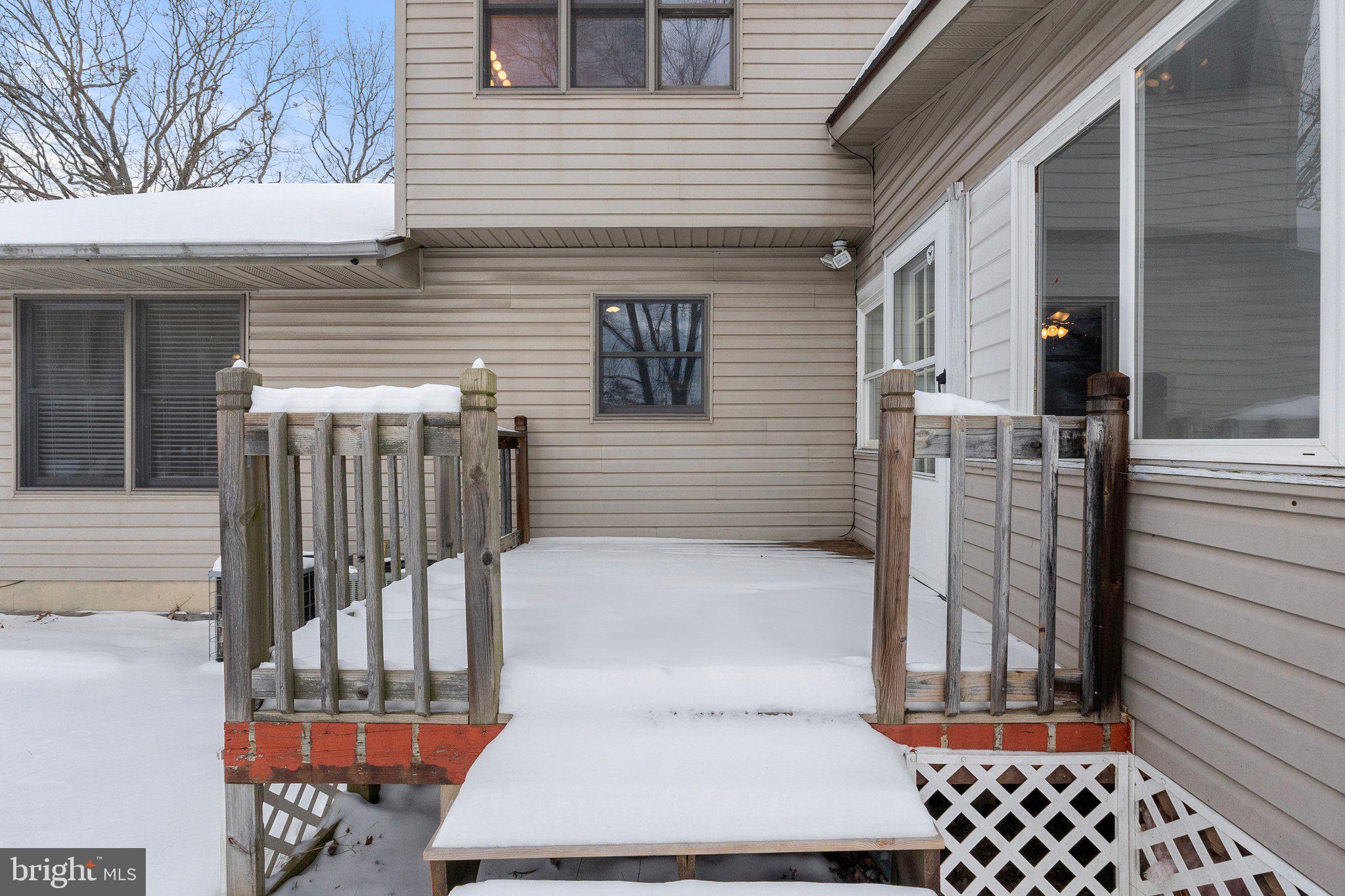 LAKE HOLIDAY ESTATES - Residential