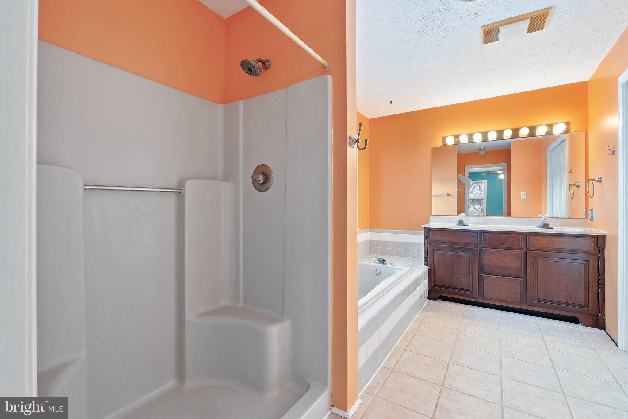 LAKE HOLIDAY ESTATES - Residential