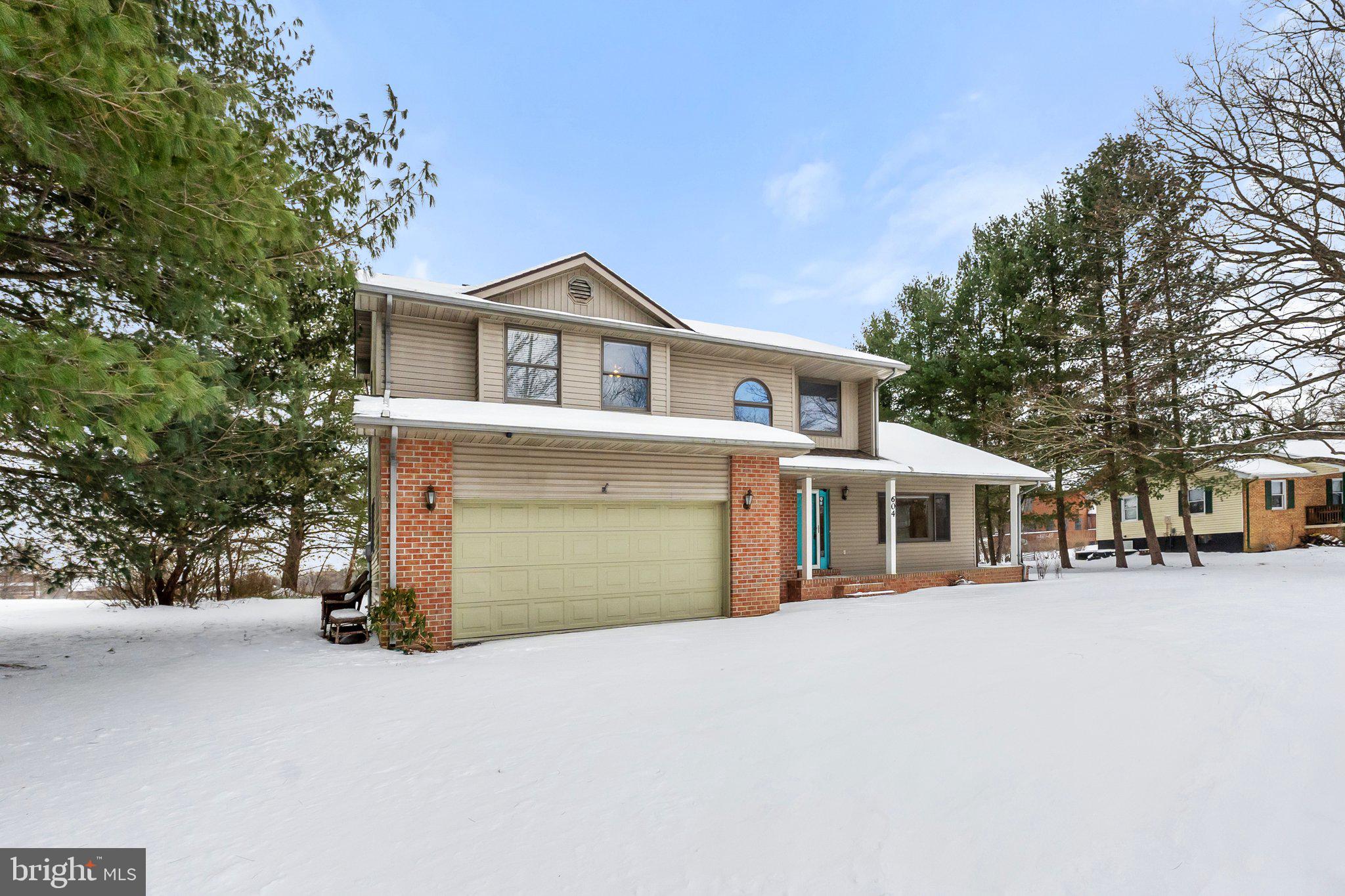 LAKE HOLIDAY ESTATES - Residential