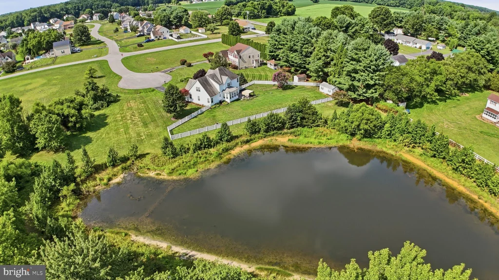 39 Lakshman Court, Dover, DE 19904