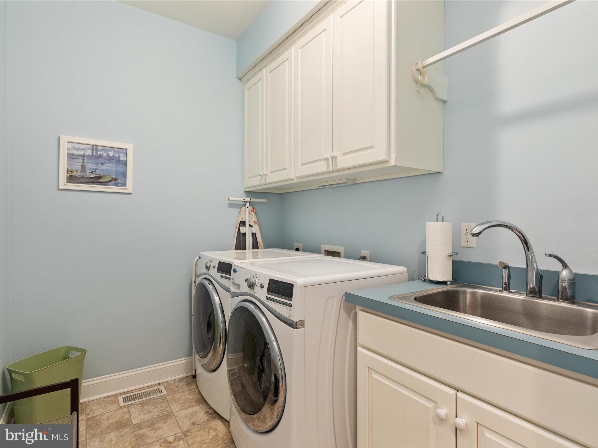 SHEPHERDSTOWNE ESTATES - Residential