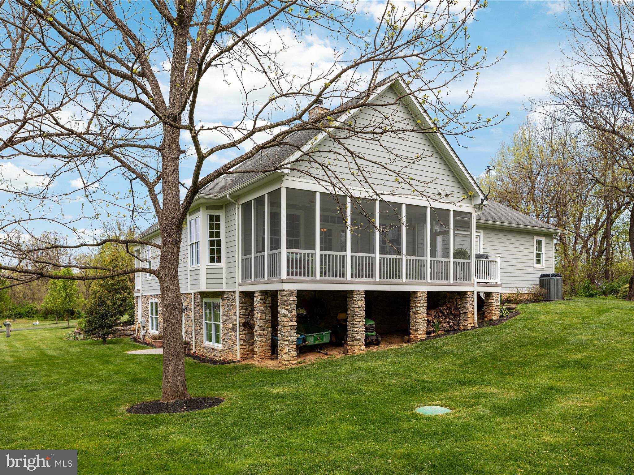 SHEPHERDSTOWNE ESTATES - Residential