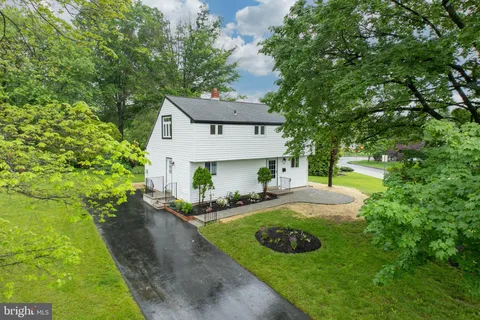 110 Deep Hollow Road, King Of Prussia, PA MLS: PAMC2140618